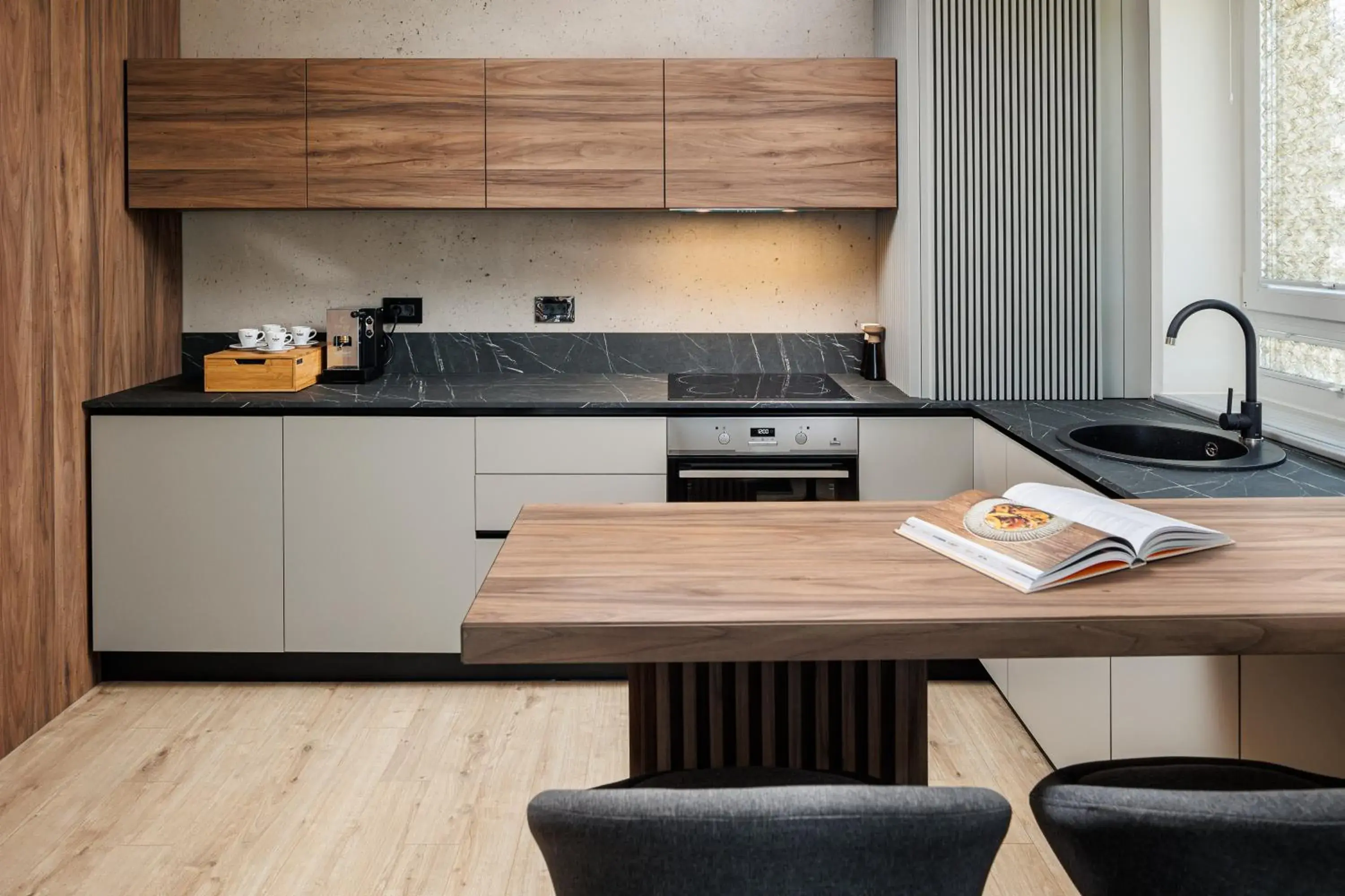 One-Bedroom Apartment in The Alley by Kanopian One-Bedroom Apartment in The Alley by Kanopian