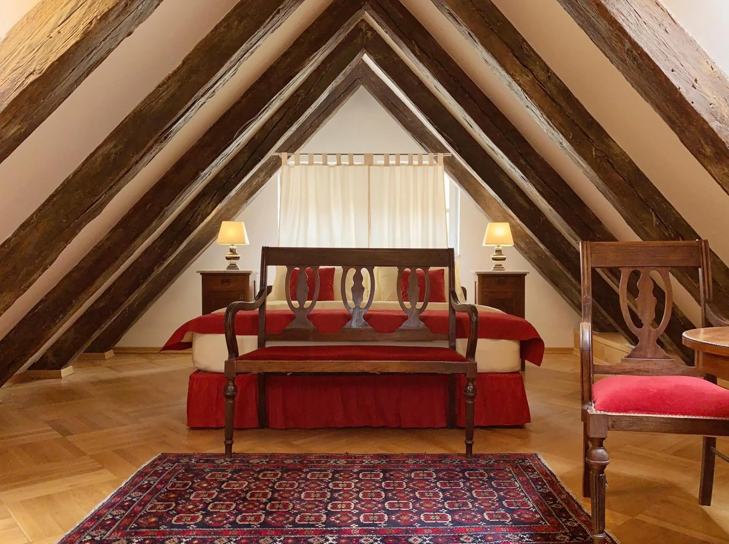 Family Apartment in Small Luxury Palace Residence Family Apartment in Small Luxury Palace Residence