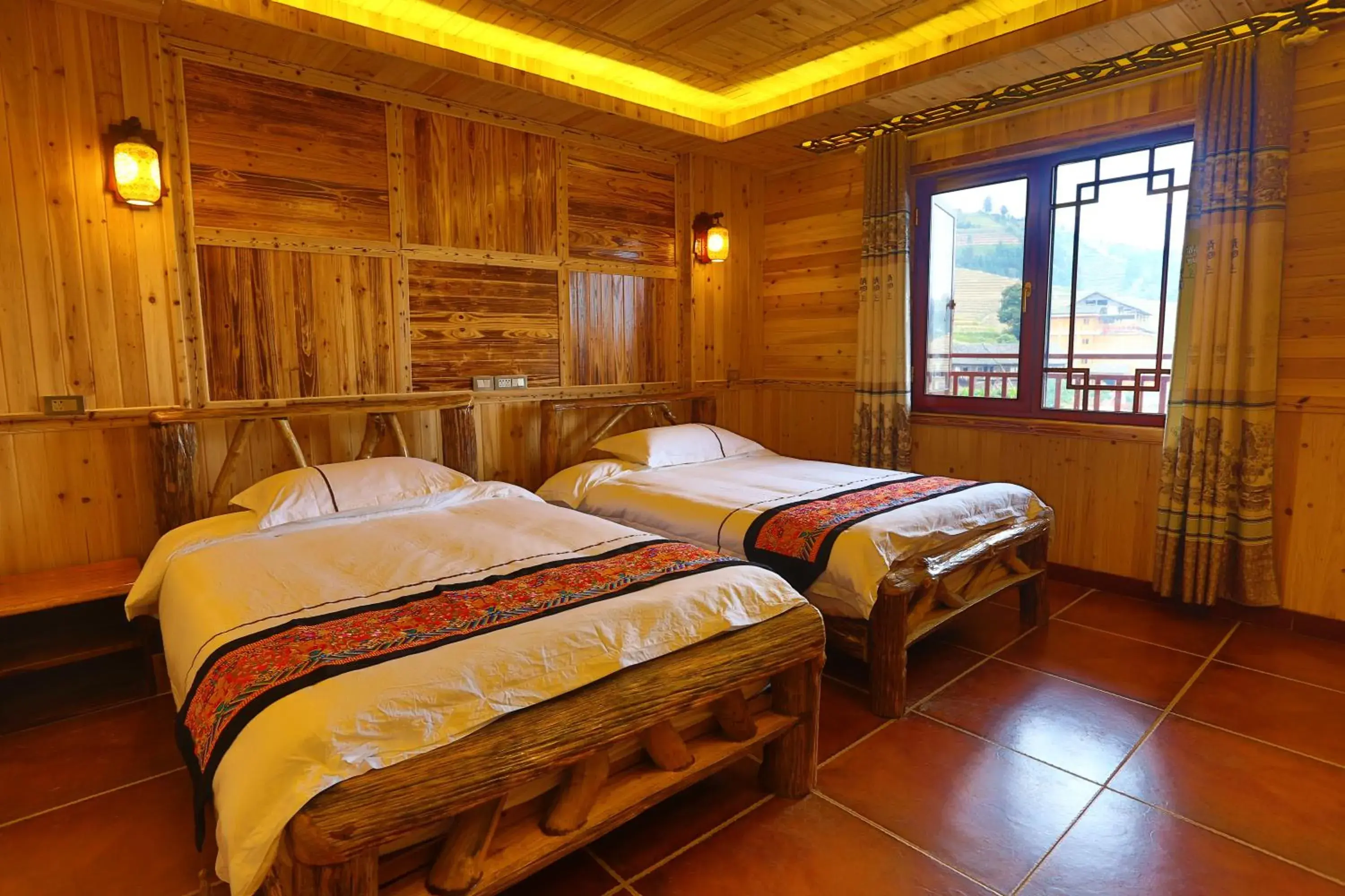 Deluxe Twin Room with View in Longji Holiday Hotel Deluxe Twin Room with View in Longji Holiday Hotel