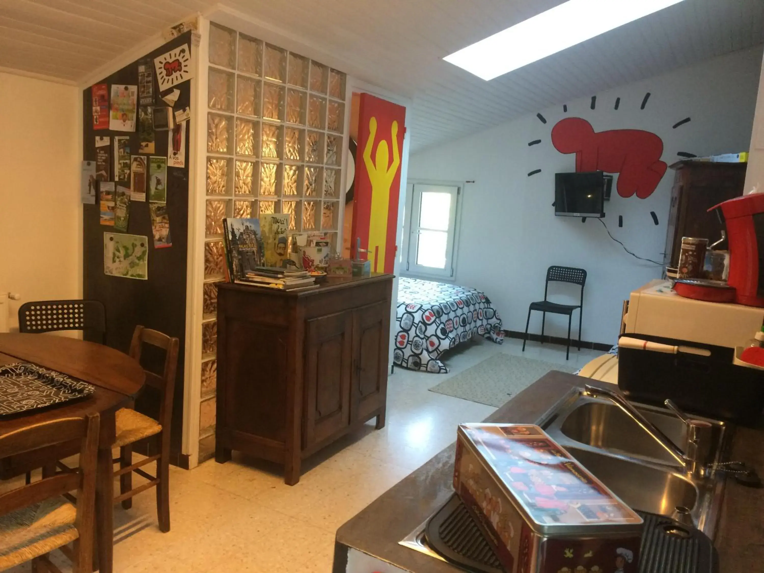 Family Studio Keith Haring in Chez L'Antiquaire Family Studio Keith Haring in Chez L'Antiquaire
