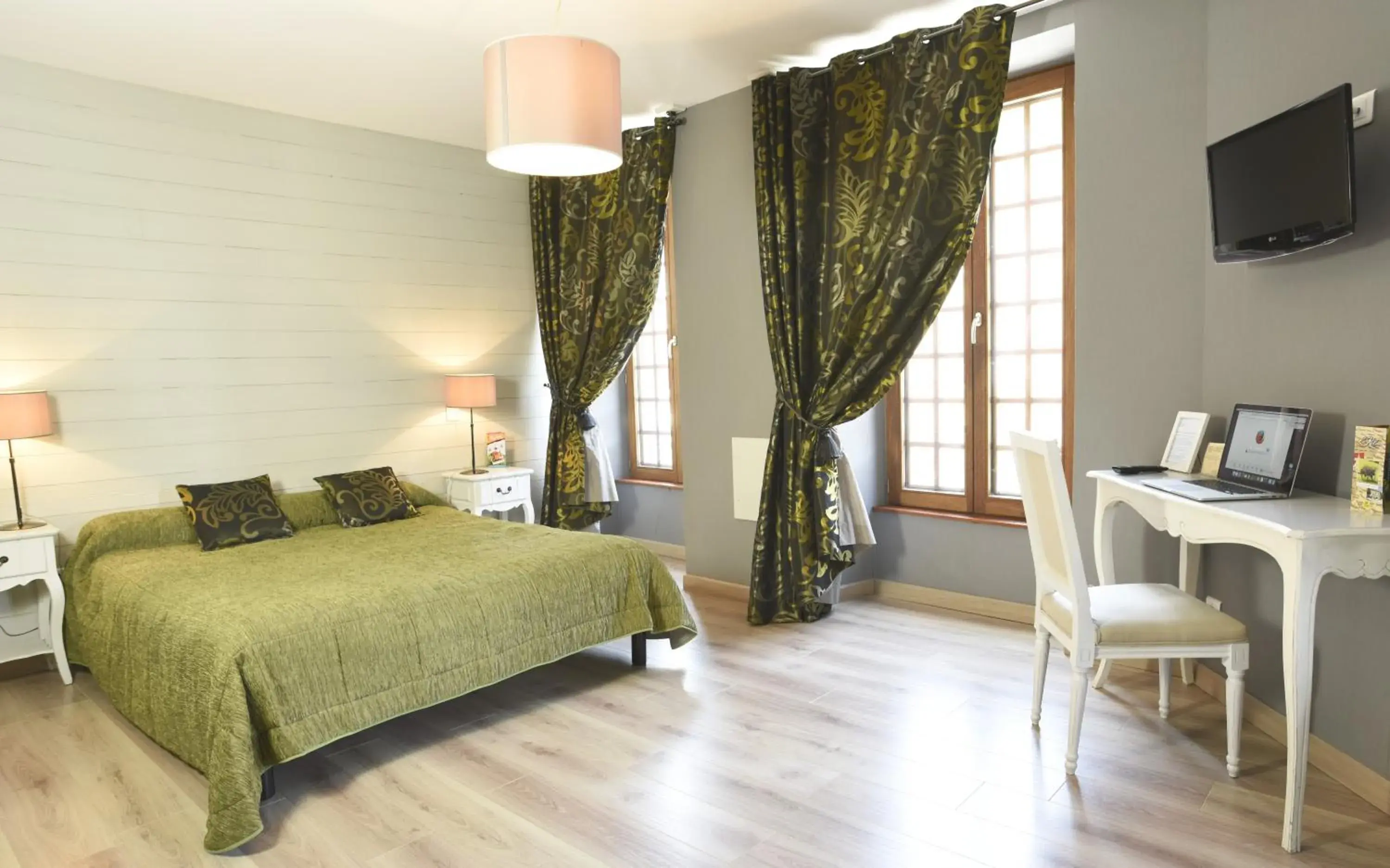 Standard Room in Logis Hôtel-Restaurant Le Relais Standard Room in Logis Hôtel-Restaurant Le Relais