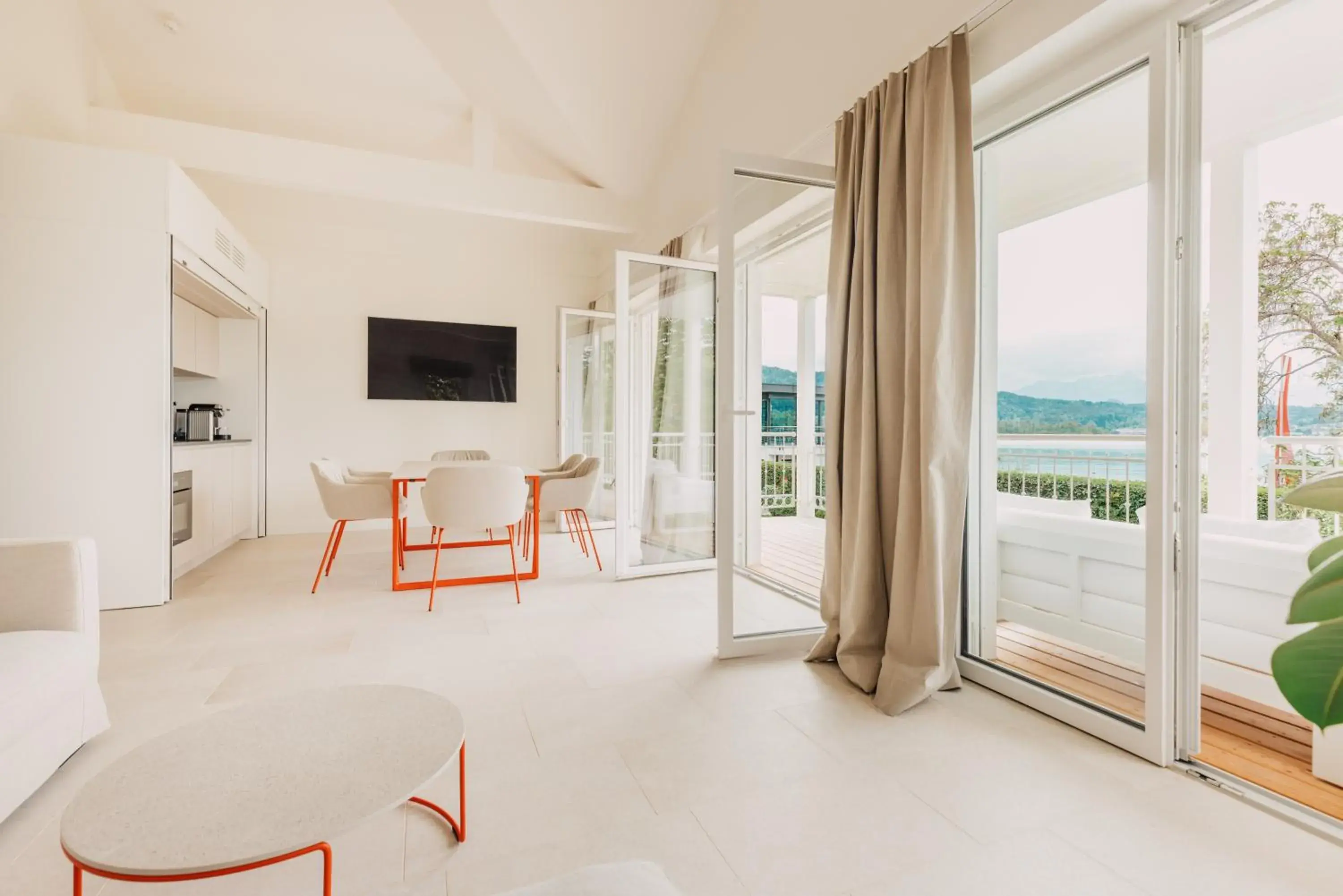 Suite with Balcony - single occupancy in Seehotel Dr. Jilly Suite with Balcony - single occupancy in Seehotel Dr. Jilly