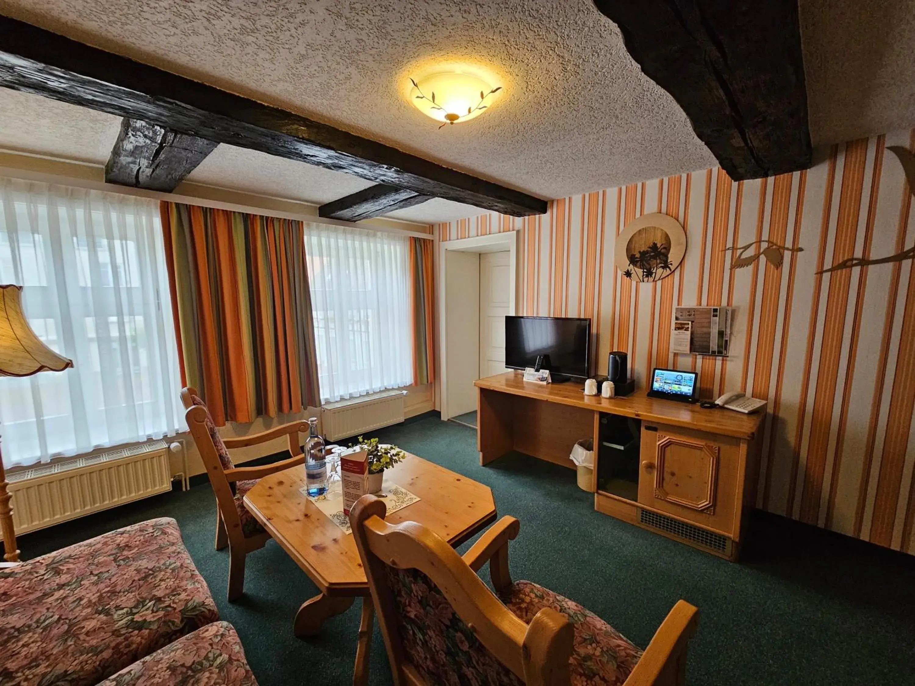 One-Bedroom Suite in Hotel Am Markt & Brauhaus Stadtkrug One-Bedroom Suite in Hotel Am Markt & Brauhaus Stadtkrug