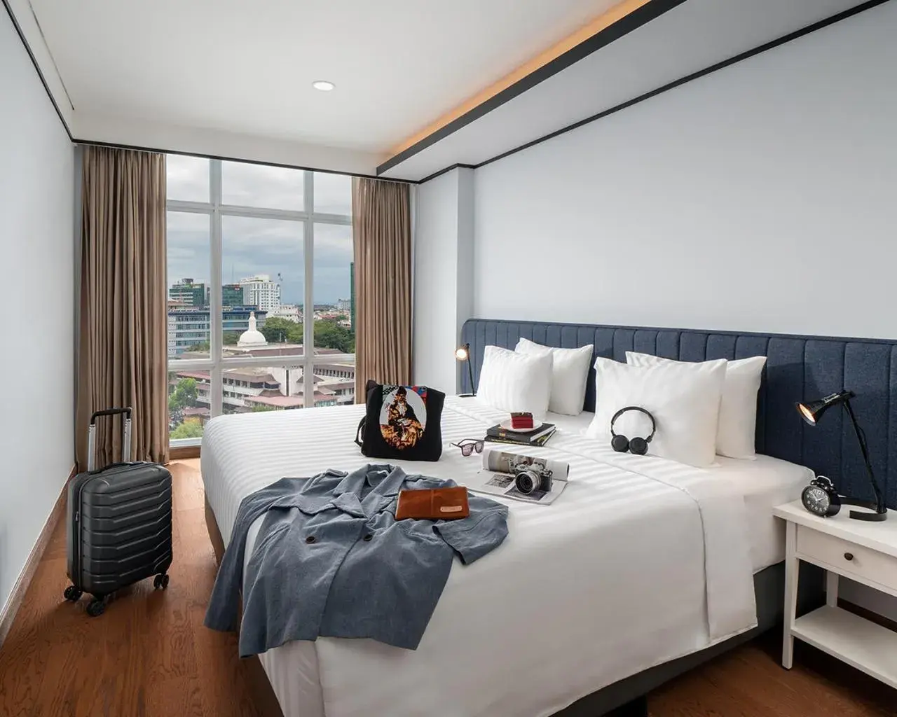One-Bedroom Suite in The Reiz Suites, ARTOTEL Curated One-Bedroom Suite in The Reiz Suites, ARTOTEL Curated