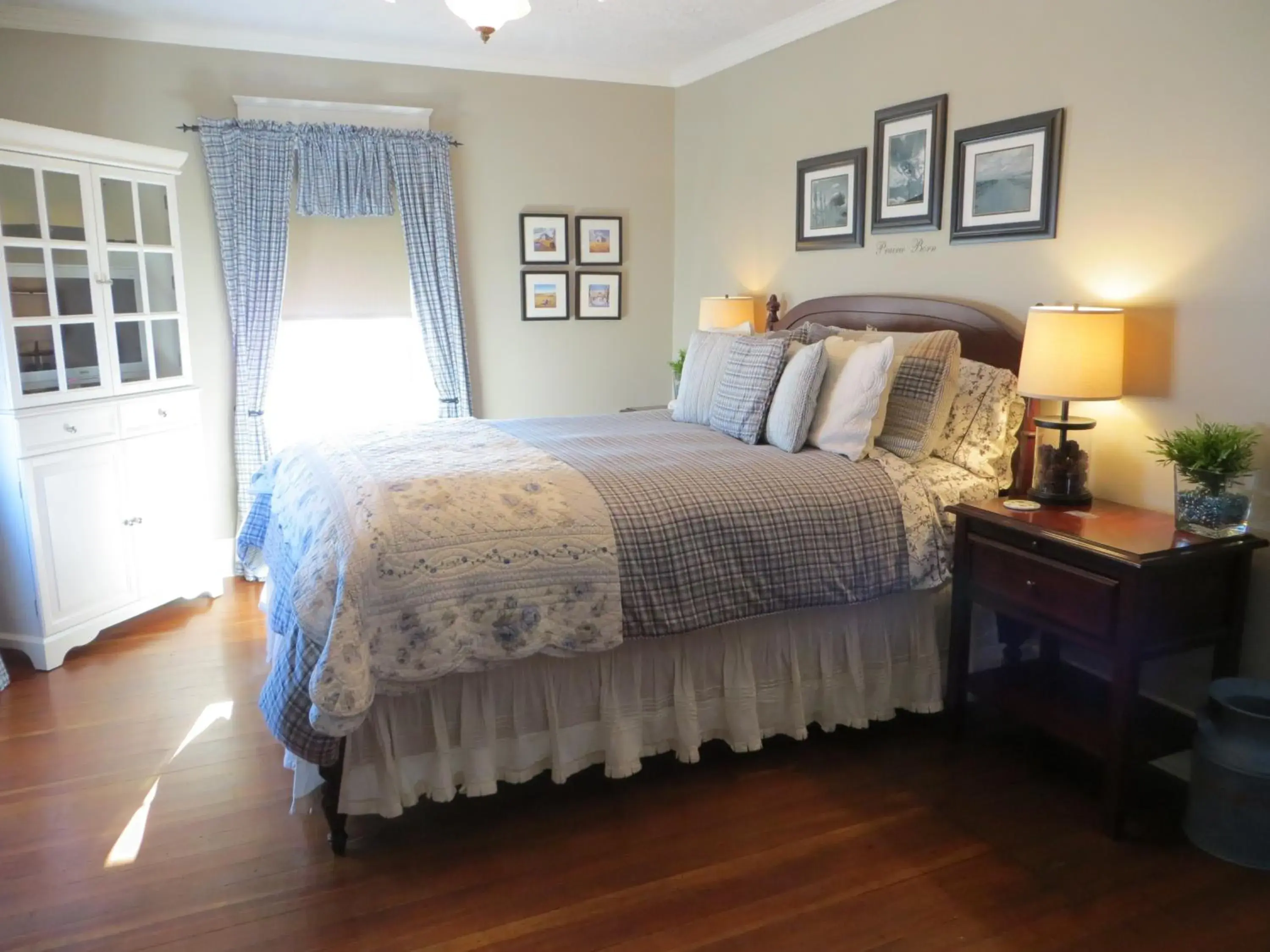 Queen Room in That Country Place B&B Queen Room in That Country Place B&B