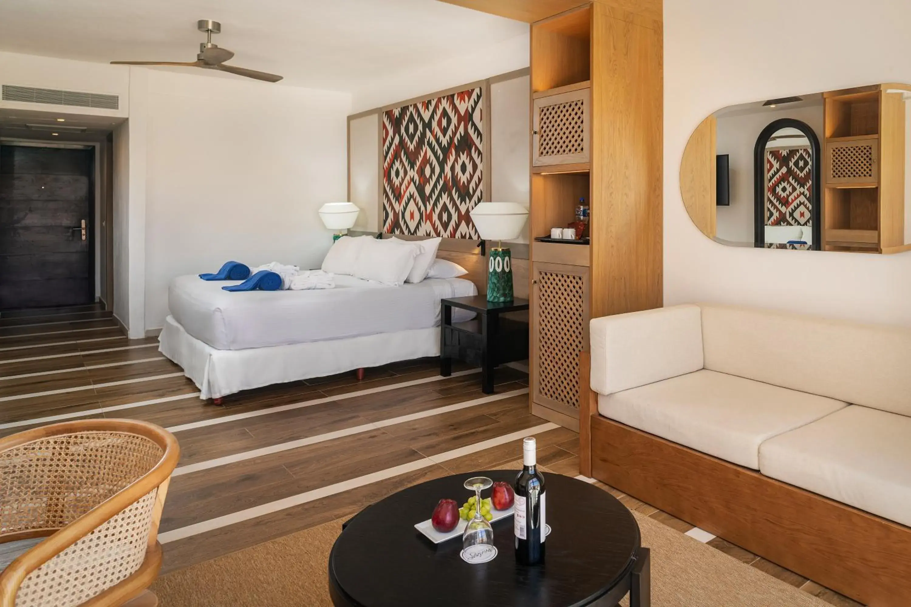 Privilege Junior Suite with Garden View - single occupancy in Ocean Coral & Turquesa All Inclusive Privilege Junior Suite with Garden View - single occupancy in Ocean Coral & Turquesa All Inclusive