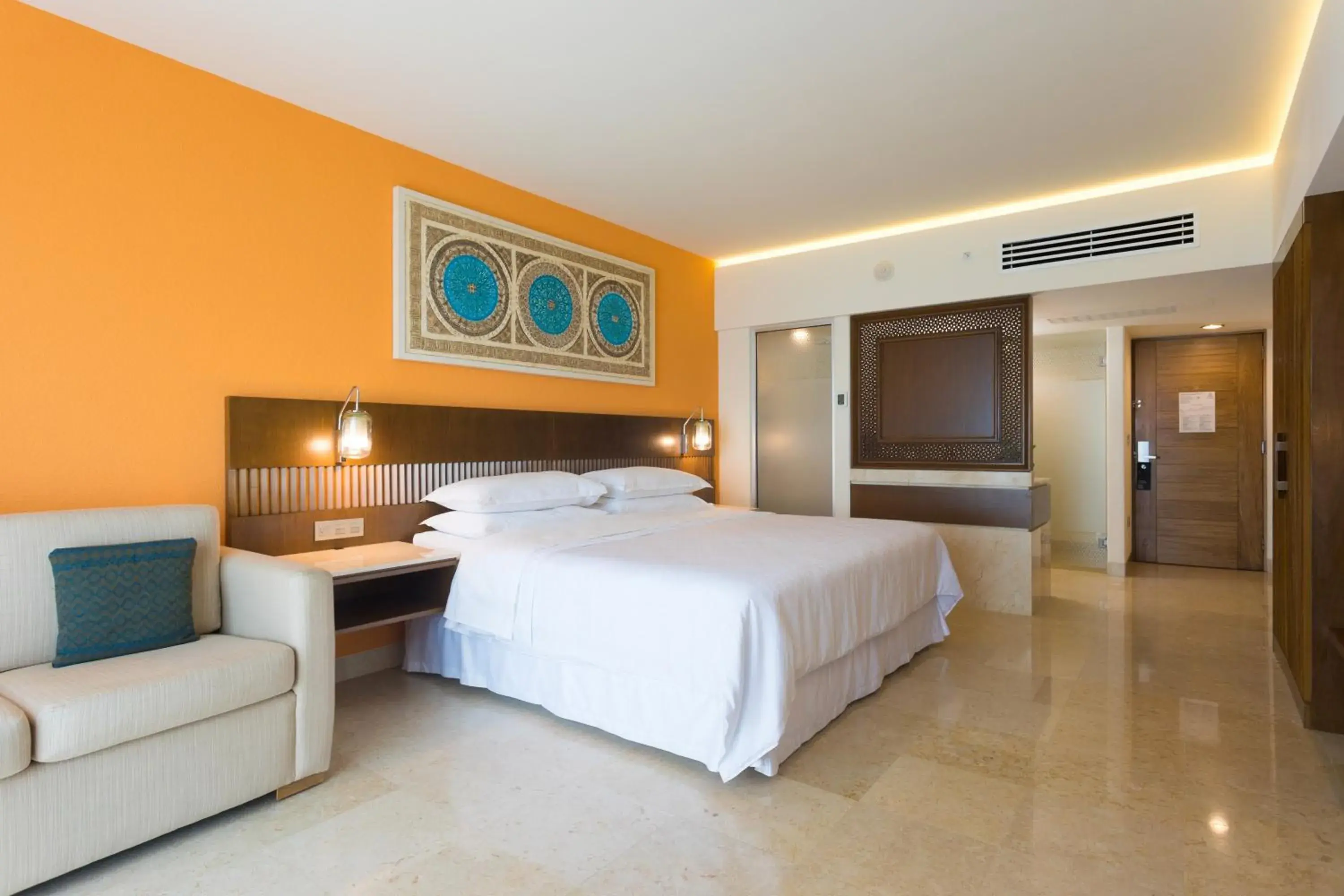 Club level, Guest room, 1 King, Sheraton Club view, Bay view in Sheraton Buganvilias Resort & Convention Center Club level, Guest room, 1 King, Sheraton Club view, Bay view in Sheraton Buganvilias Resort & Convention Center