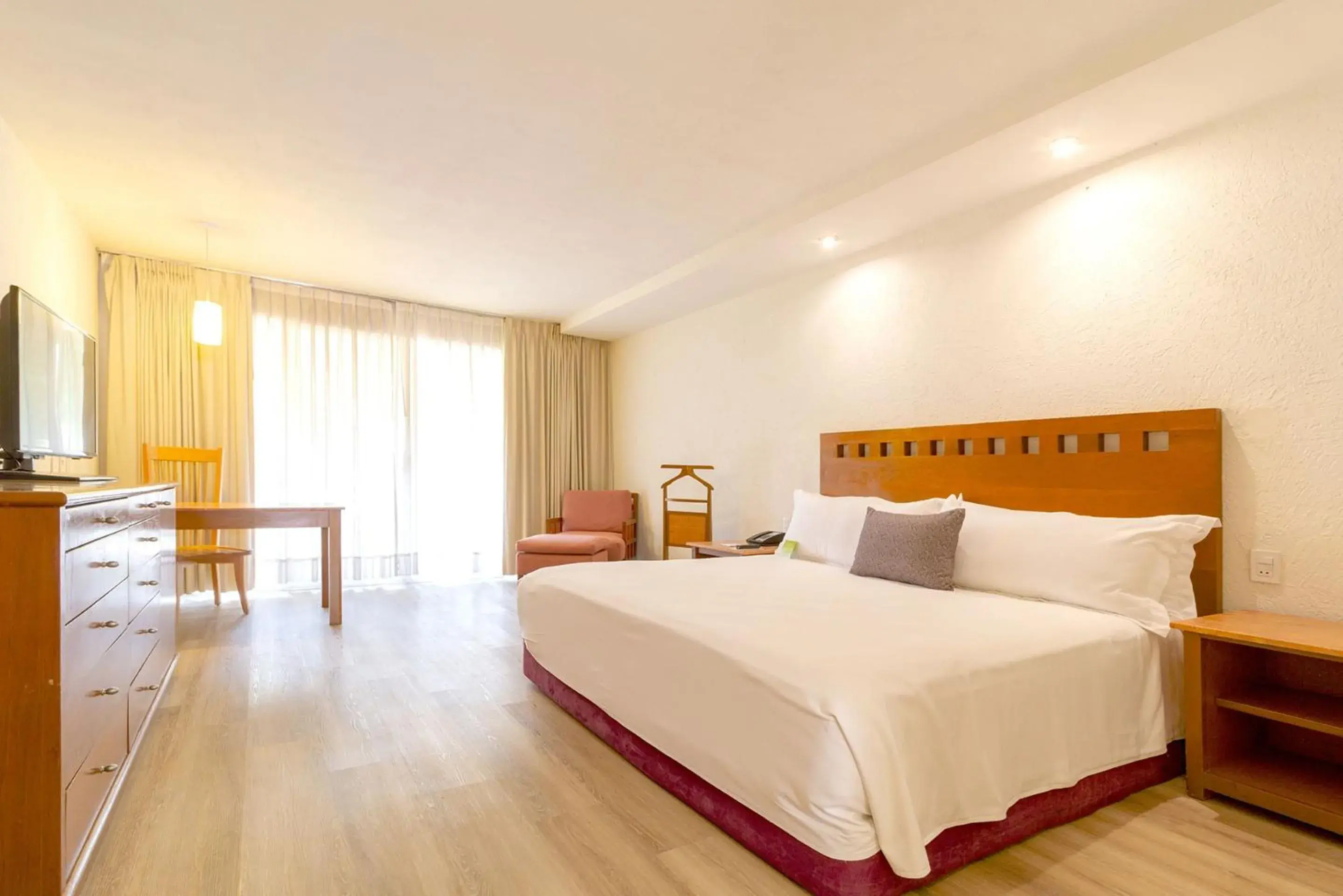 Camino Real Club King in Camino Real Guadalajara Camino Real Club King in Camino Real Guadalajara