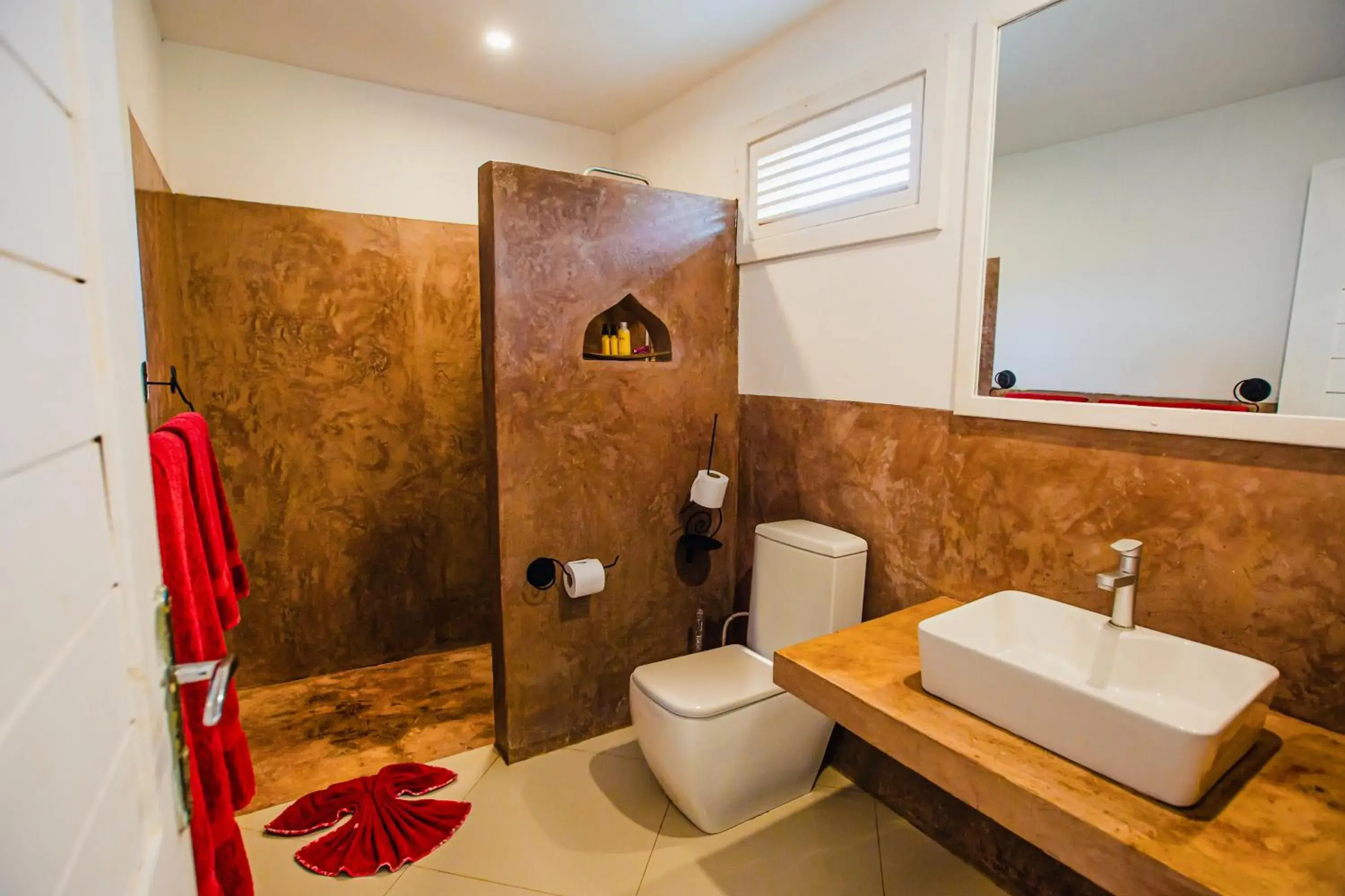 Double Room with Garden View - single occupancy in AHG Sun Bay Mlilile Beach Hotel Double Room with Garden View - single occupancy in AHG Sun Bay Mlilile Beach Hotel