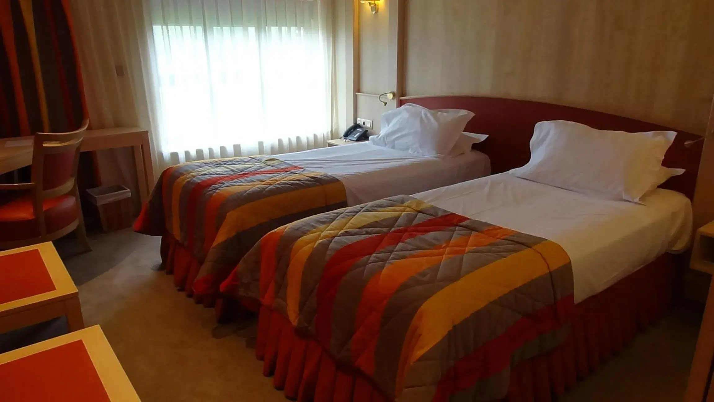 Comfort Twin Room in Best Western La Metairie Comfort Twin Room in Best Western La Metairie