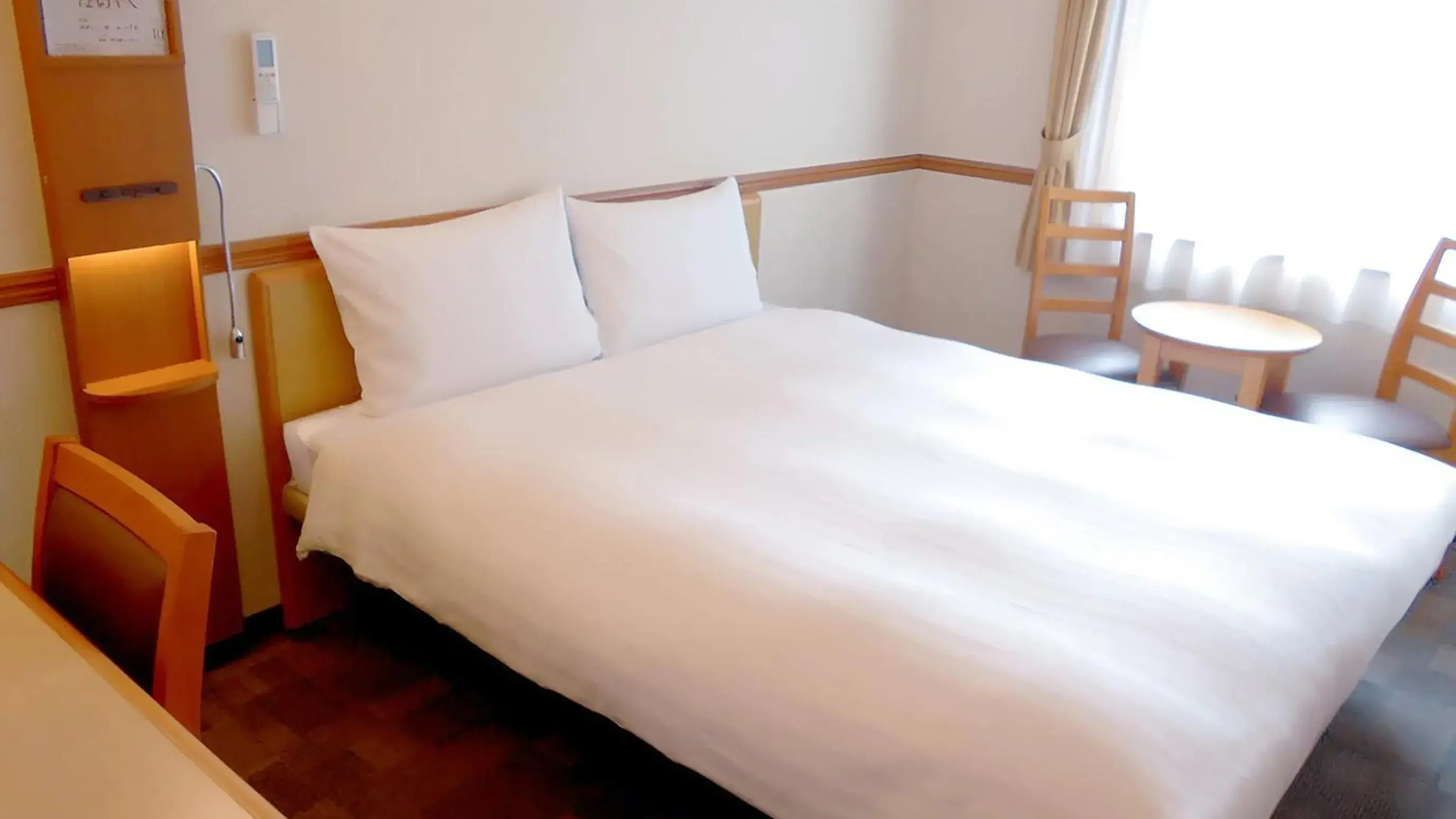 Queen Room - Smoking in Toyoko Inn Shin-yamaguchi-eki Shinkansen-guchi Queen Room - Smoking in Toyoko Inn Shin-yamaguchi-eki Shinkansen-guchi