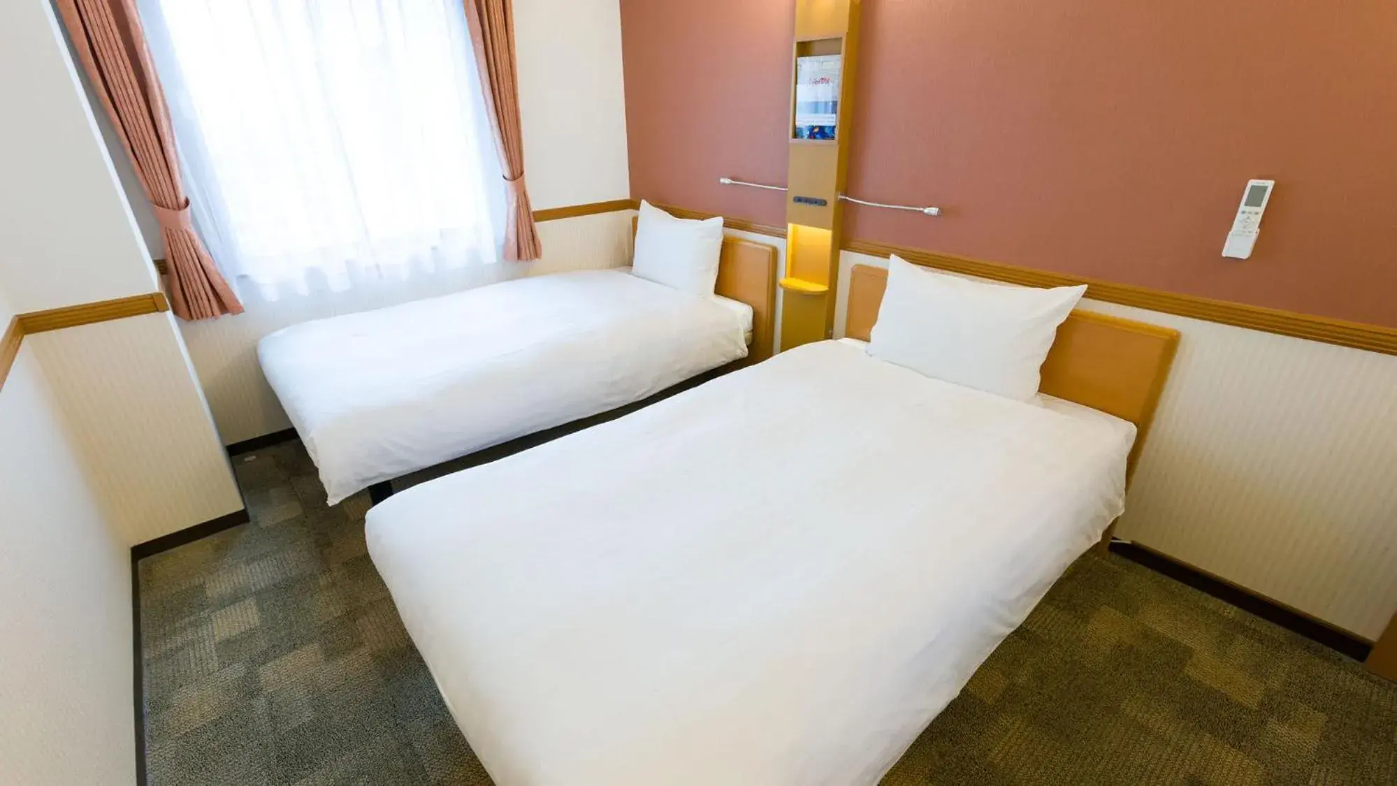 Twin Room - single occupancy - Non-Smoking in Toyoko Inn Hachinohe Ekimae Twin Room - single occupancy - Non-Smoking in Toyoko Inn Hachinohe Ekimae