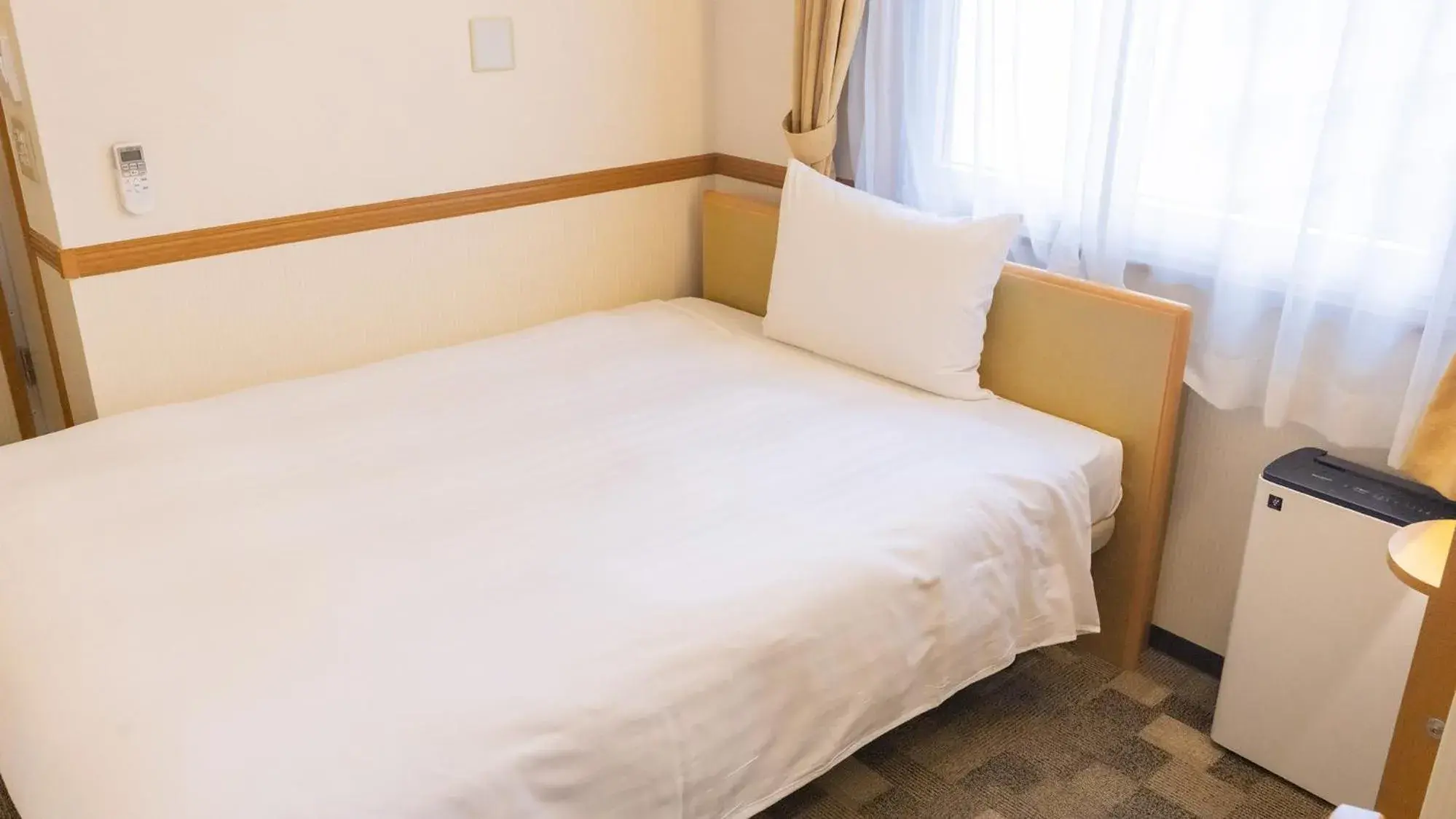 Single Room - Smoking in Toyoko Inn Tokyo Monzen-nakacho Eitaibashi Single Room - Smoking in Toyoko Inn Tokyo Monzen-nakacho Eitaibashi