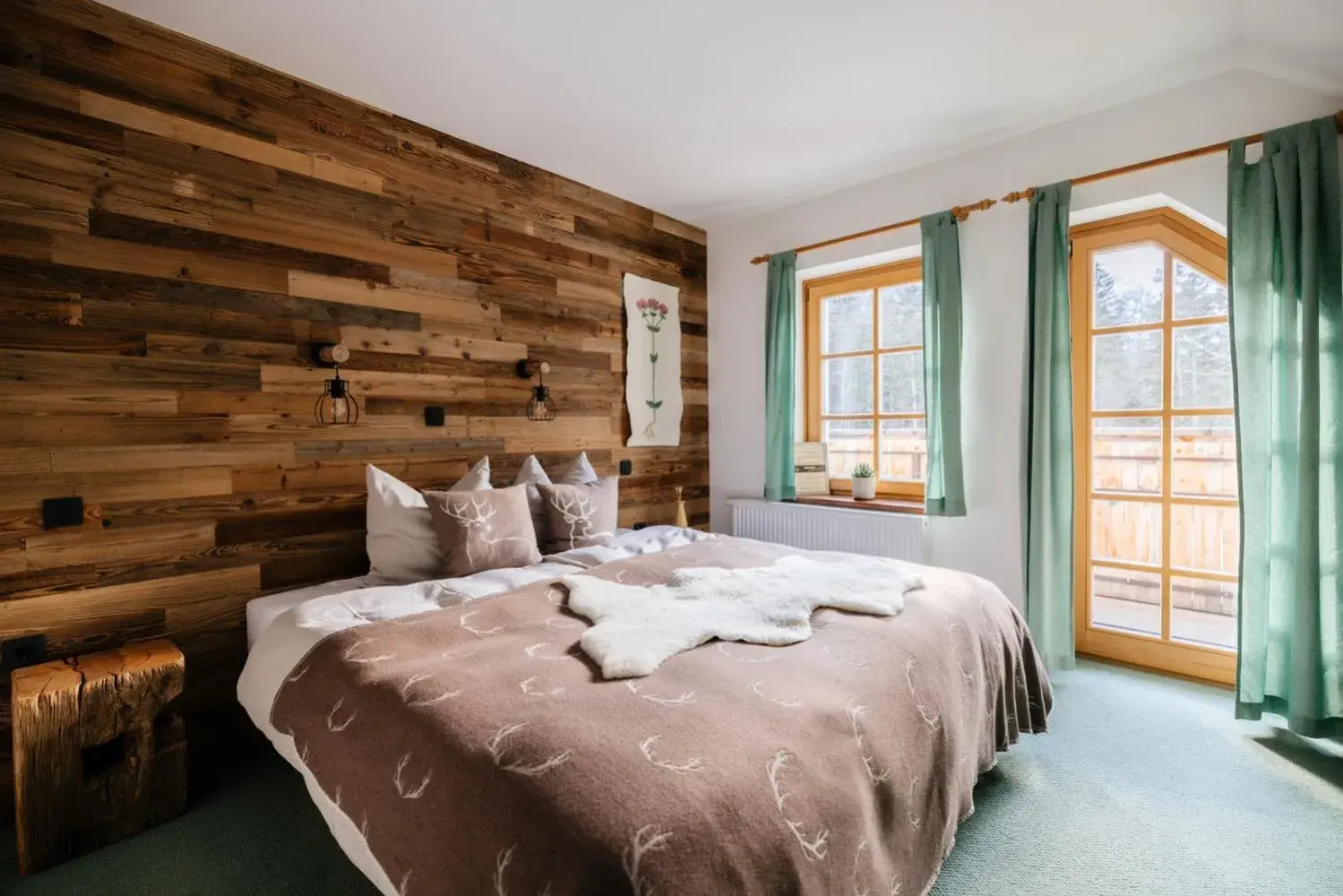 Double Room with Mountain View in Eko hiša-Eco House Na razpotju Double Room with Mountain View in Eko hiša-Eco House Na razpotju