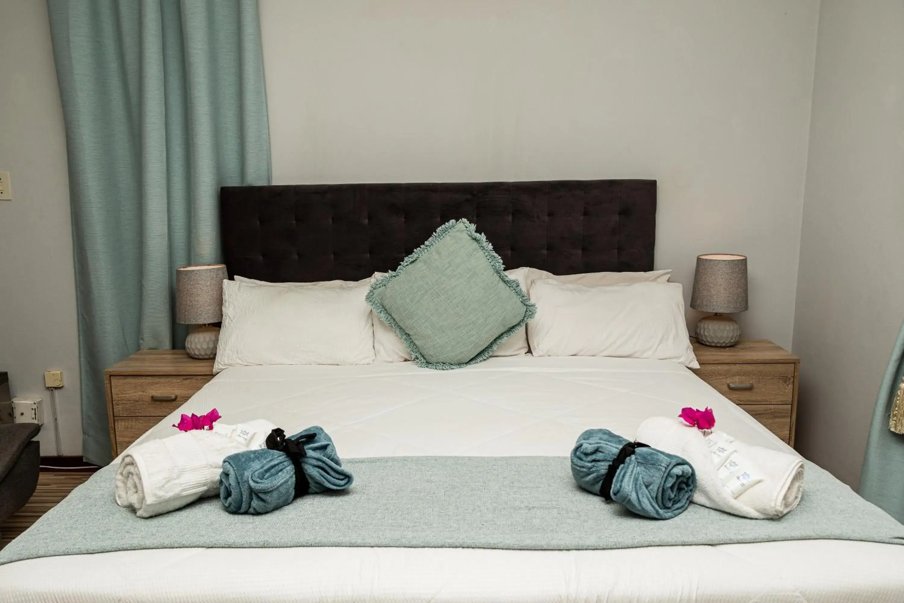 King Room with Garden View - single occupancy in Mereke Manor King Room with Garden View - single occupancy in Mereke Manor