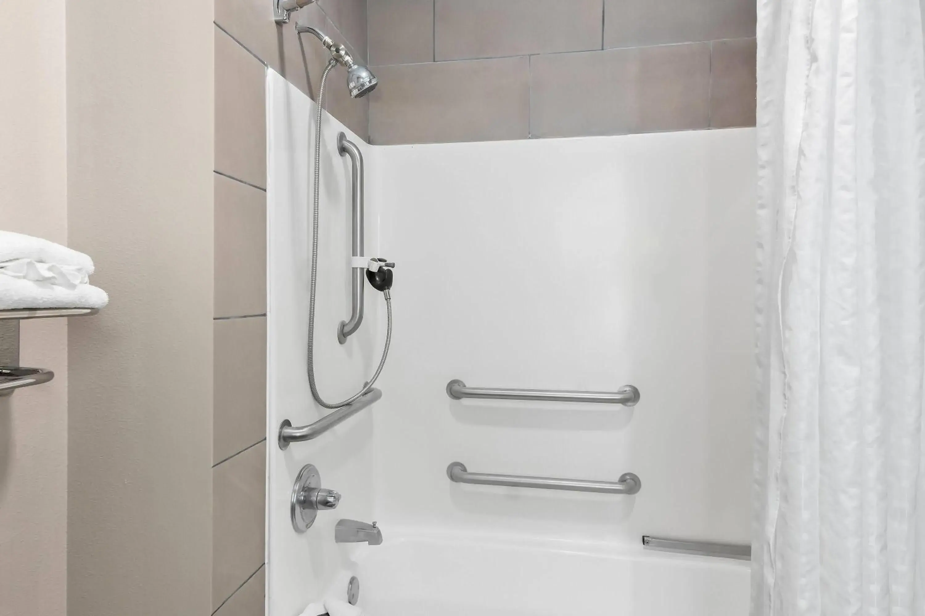 Deluxe Queen Suite with Two Queen Beds - Non-Smoking in Super 8 by Wyndham Fort Worth Stockyards Deluxe Queen Suite with Two Queen Beds - Non-Smoking in Super 8 by Wyndham Fort Worth Stockyards