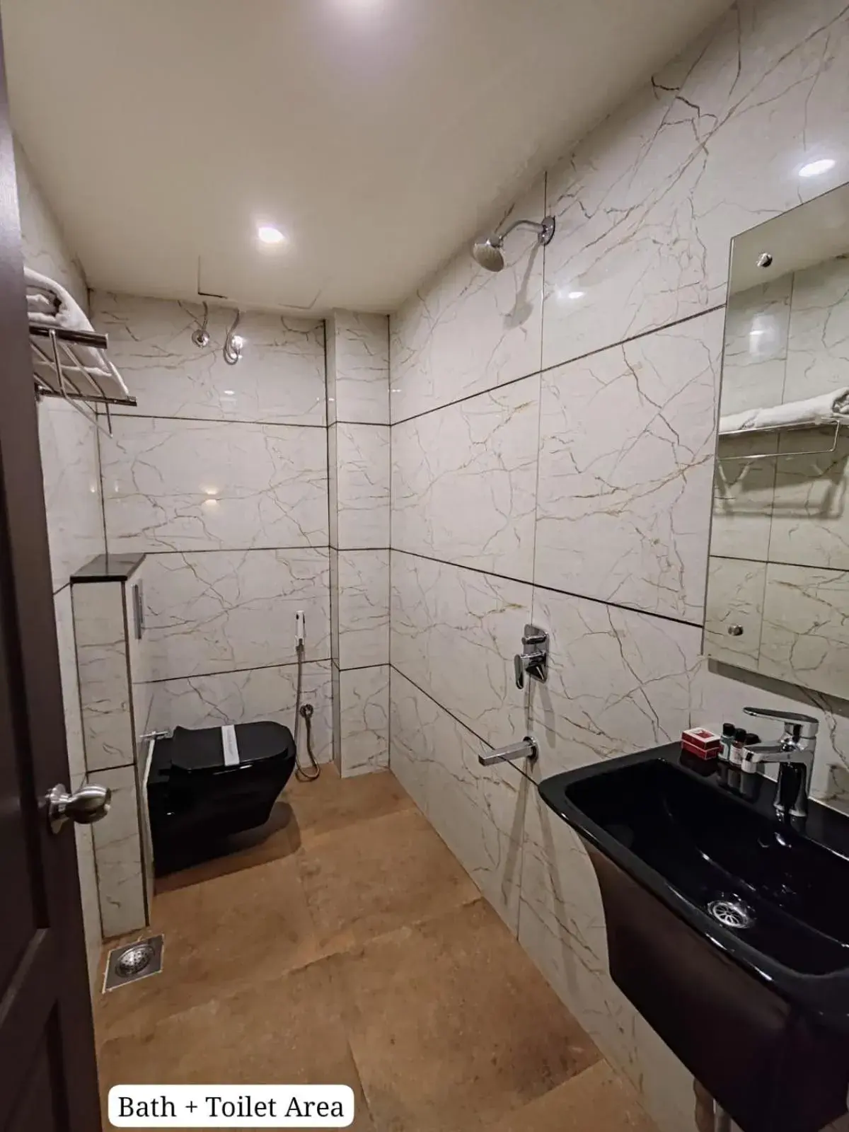 Deluxe Room in Divan Clarks Inn Goa Deluxe Room in Divan Clarks Inn Goa