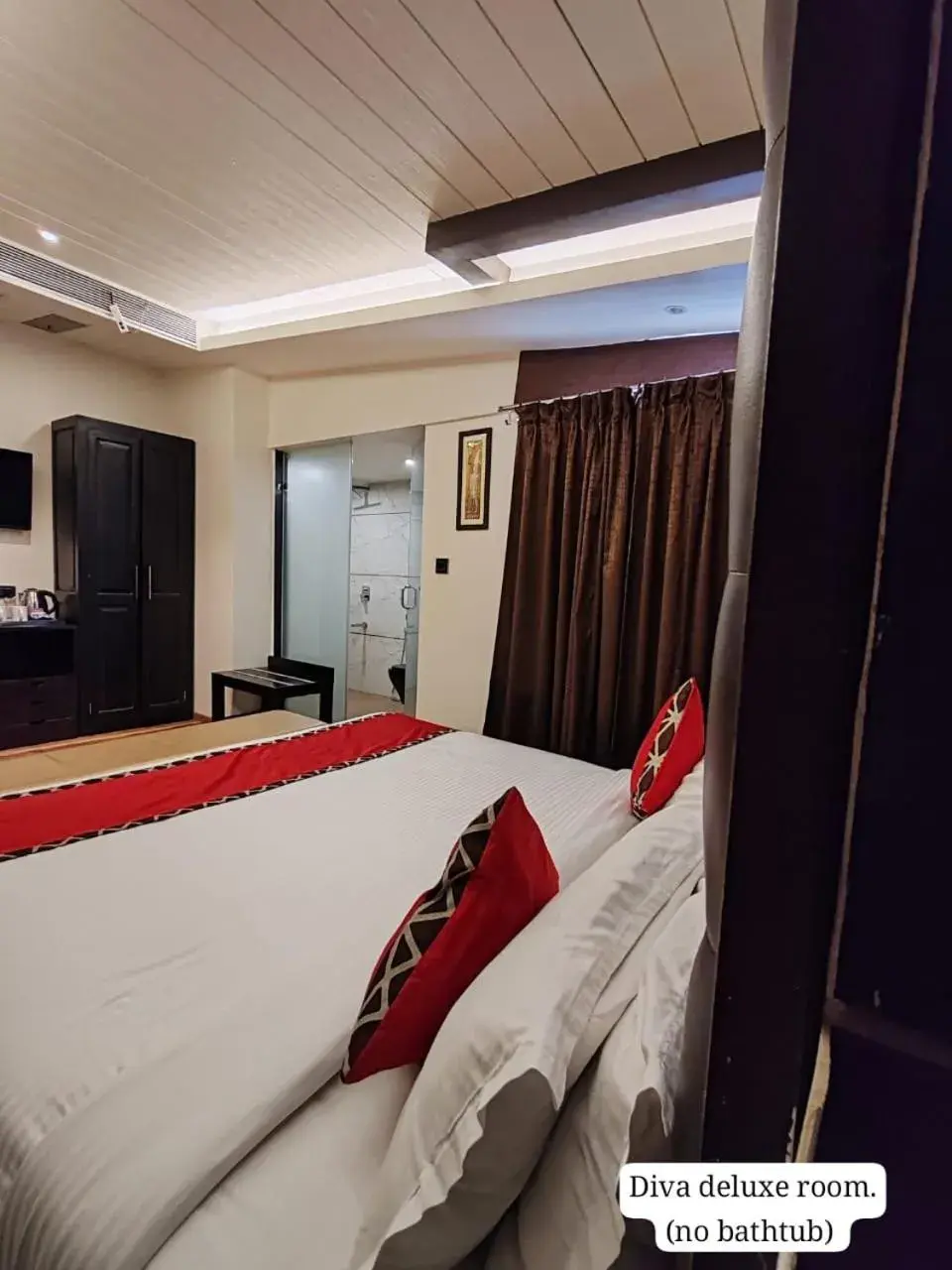 Deluxe Double Room with Balcony in Divan Clarks Inn Goa Deluxe Double Room with Balcony in Divan Clarks Inn Goa