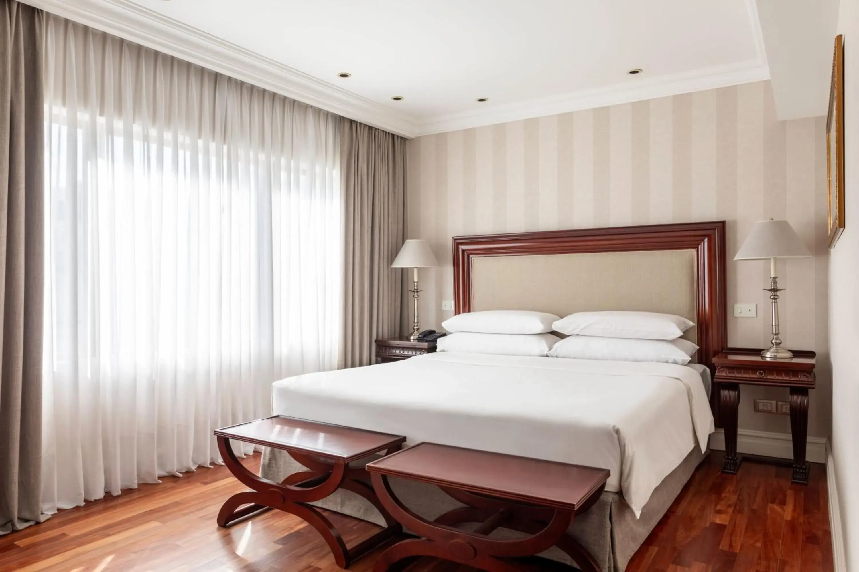 Classic, Guest room, 1 Queen in Marriott Buenos Aires Downtown Classic, Guest room, 1 Queen in Marriott Buenos Aires Downtown