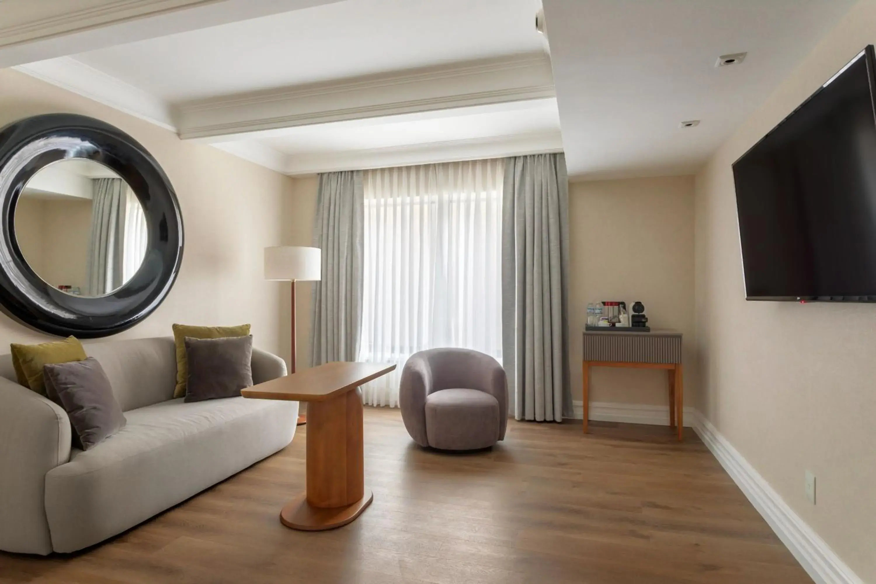 Executive Suite in Marriott Buenos Aires Downtown Executive Suite in Marriott Buenos Aires Downtown