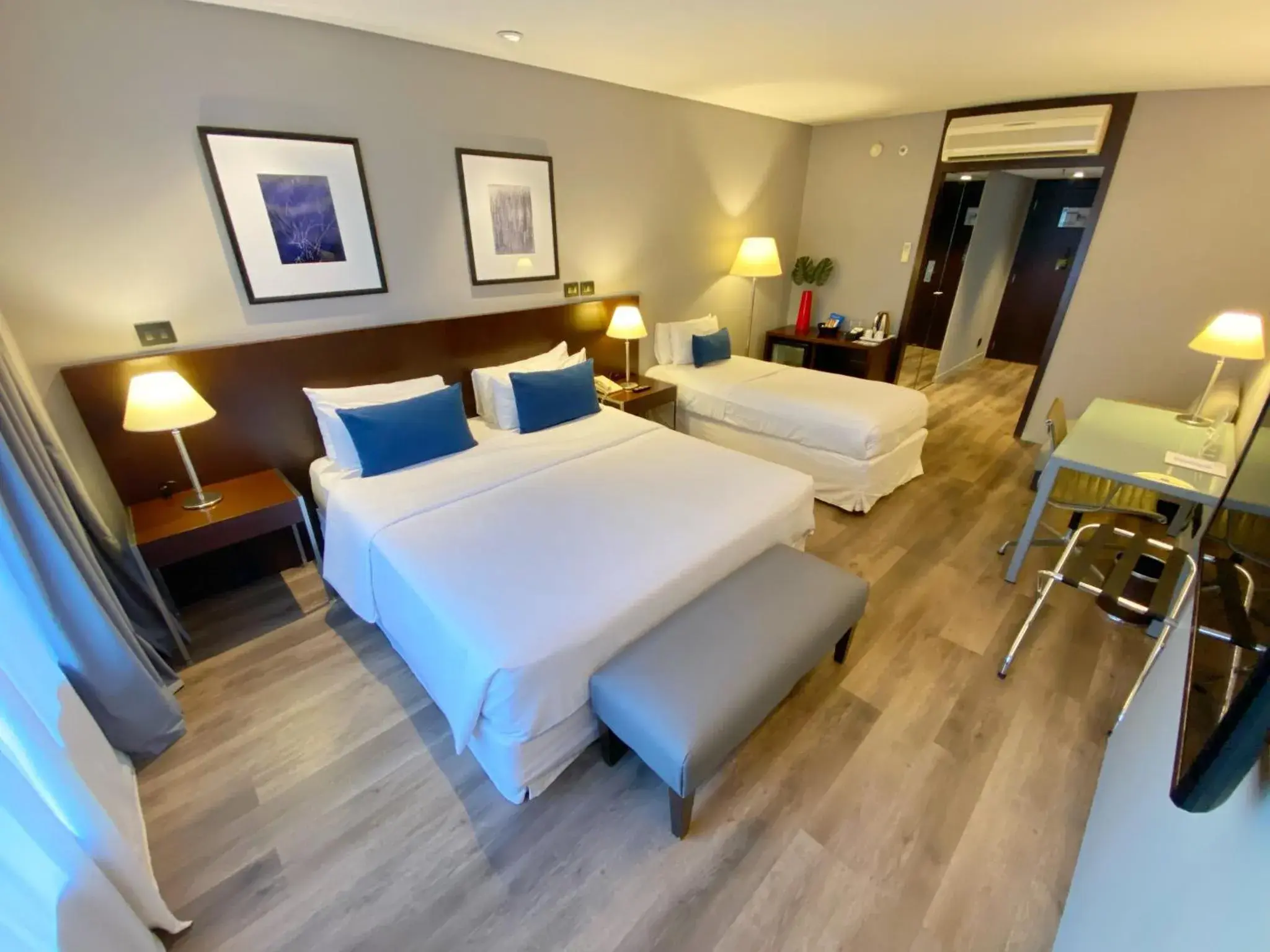 Triple Room in 474 Buenos Aires Hotel Triple Room in 474 Buenos Aires Hotel