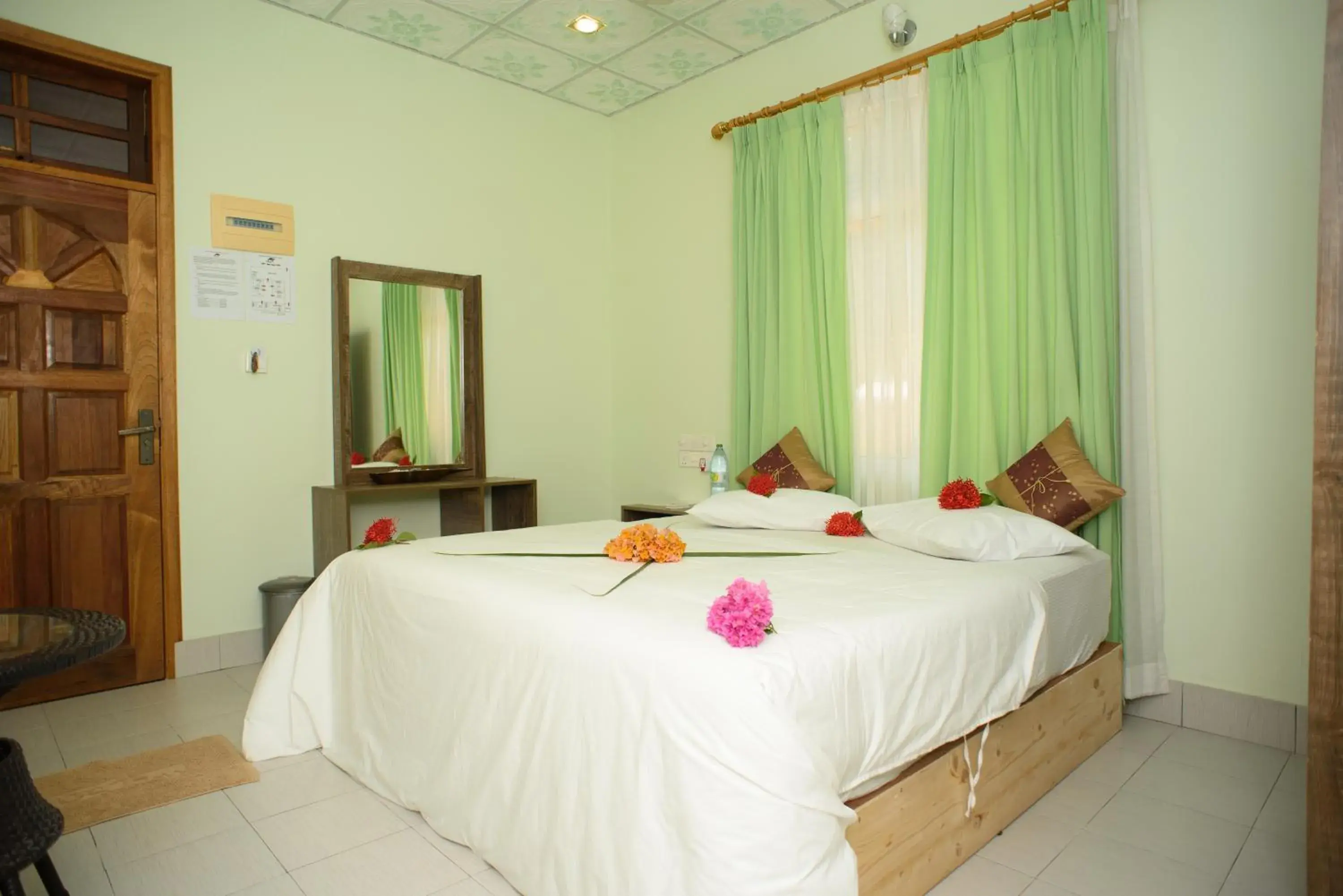 Deluxe Double Room - single occupancy in Summer Vibes Beach Front Deluxe Double Room - single occupancy in Summer Vibes Beach Front