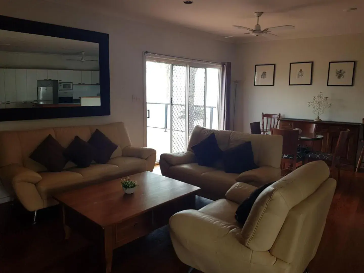 Deluxe Two-Bedroom Suite in Squid's Ink Motel Deluxe Two-Bedroom Suite in Squid's Ink Motel