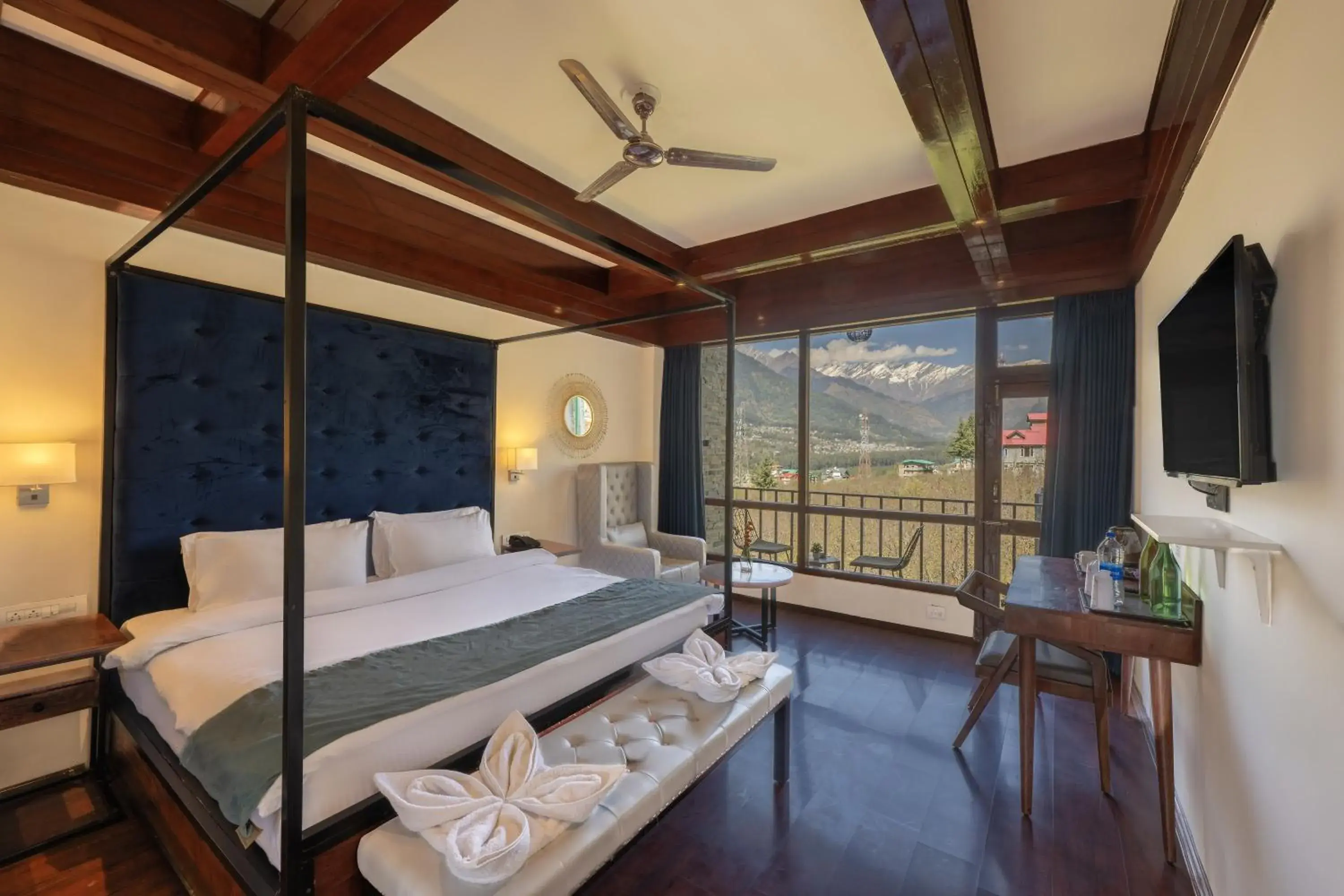 Double Room with Mountain View in Echor Himalayan Aurum Manali Double Room with Mountain View in Echor Himalayan Aurum Manali