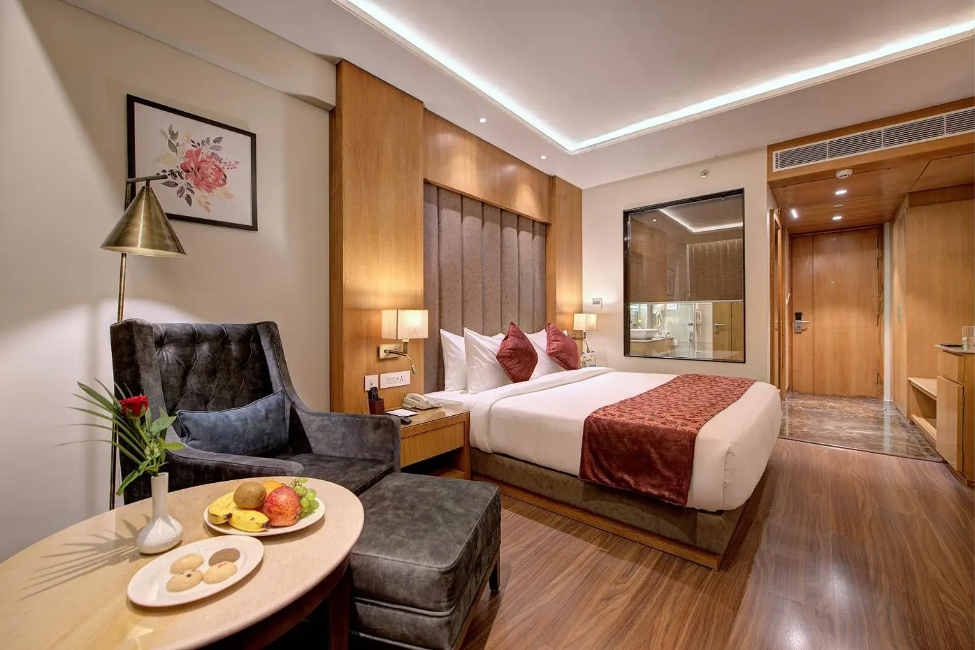 King Room with Balcony in Best Western Plus Revanta Mcleod Ganj King Room with Balcony in Best Western Plus Revanta Mcleod Ganj