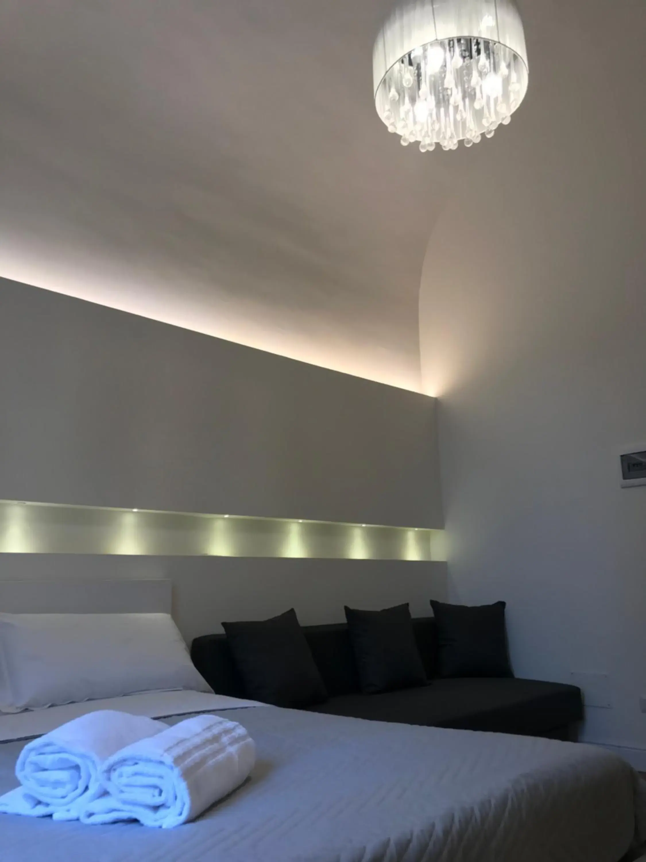 Apartment with Balcony in Motta Palace Apartments & Rooms Apartment with Balcony in Motta Palace Apartments & Rooms