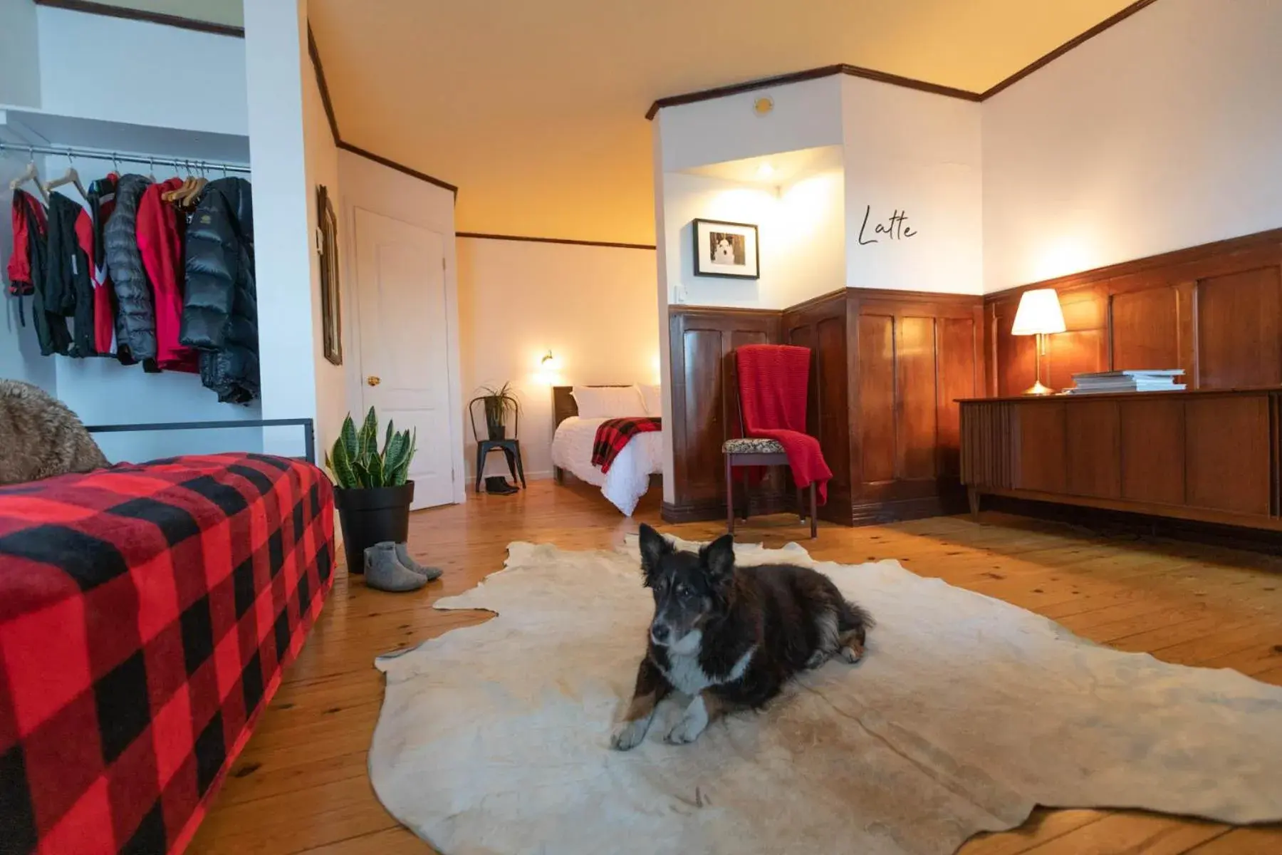 Family Room with Private Bathroom - single occupancy in Auberge & Campagne Family Room with Private Bathroom - single occupancy in Auberge & Campagne