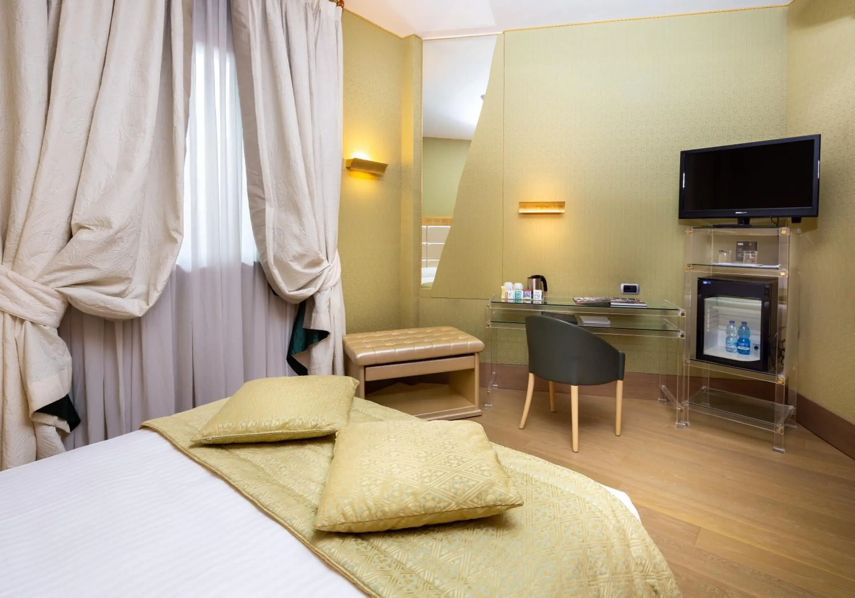 Single Room in c-hotels Rubens Single Room in c-hotels Rubens