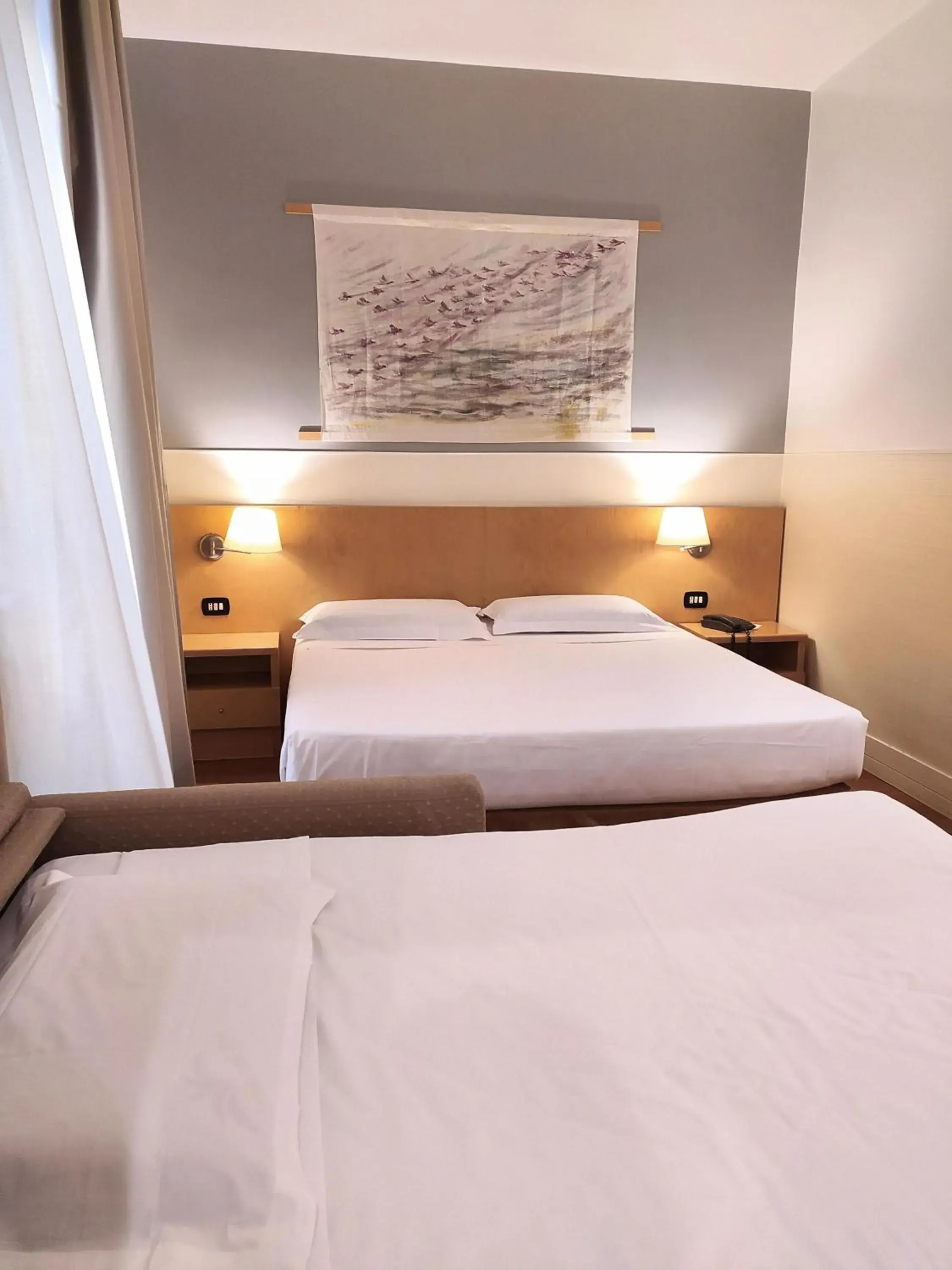 Triple Room in Hotel Aphrodite Triple Room in Hotel Aphrodite