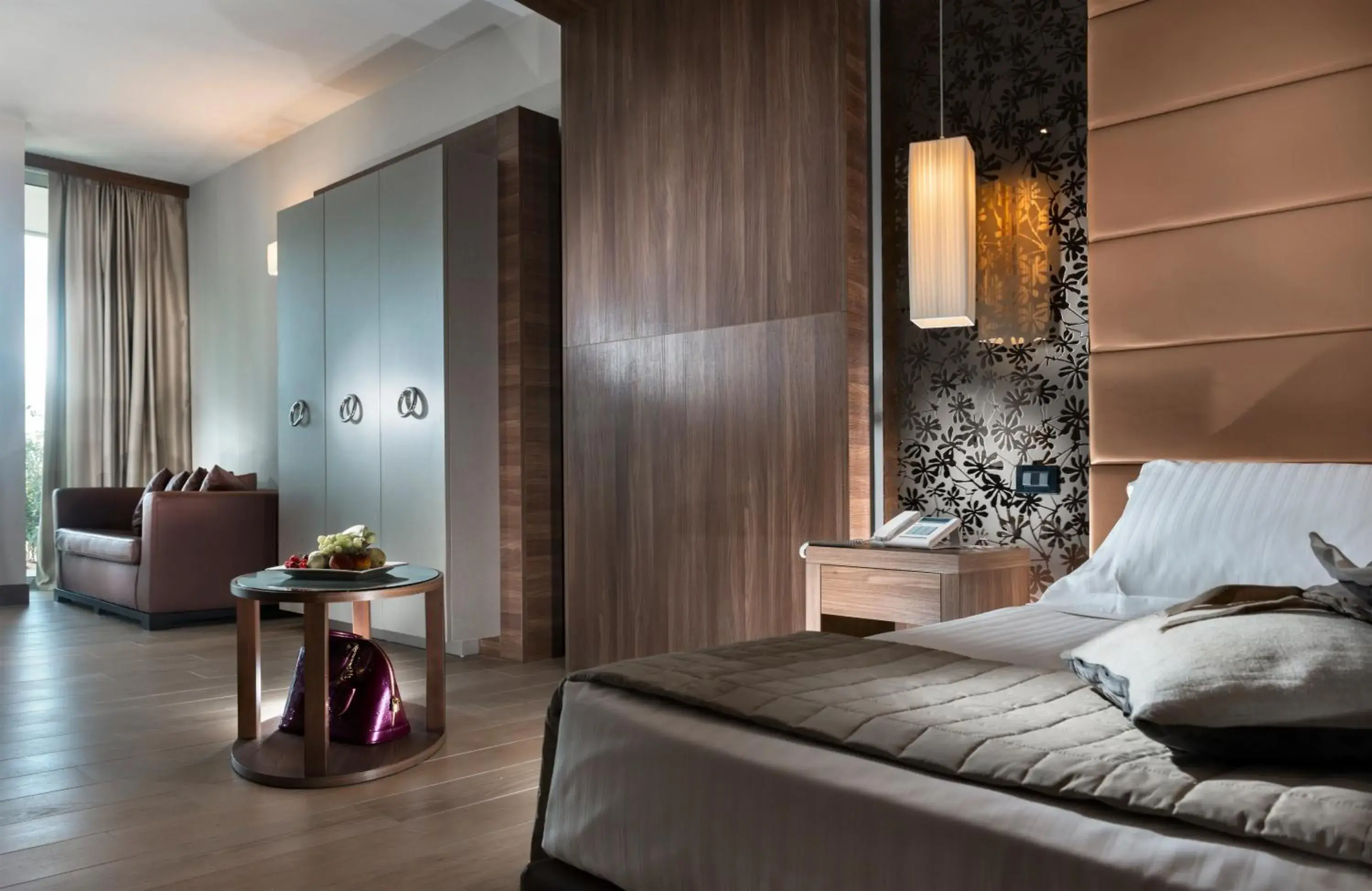 Deluxe Suite with Sea View in Waldorf Suite Hotel Deluxe Suite with Sea View in Waldorf Suite Hotel