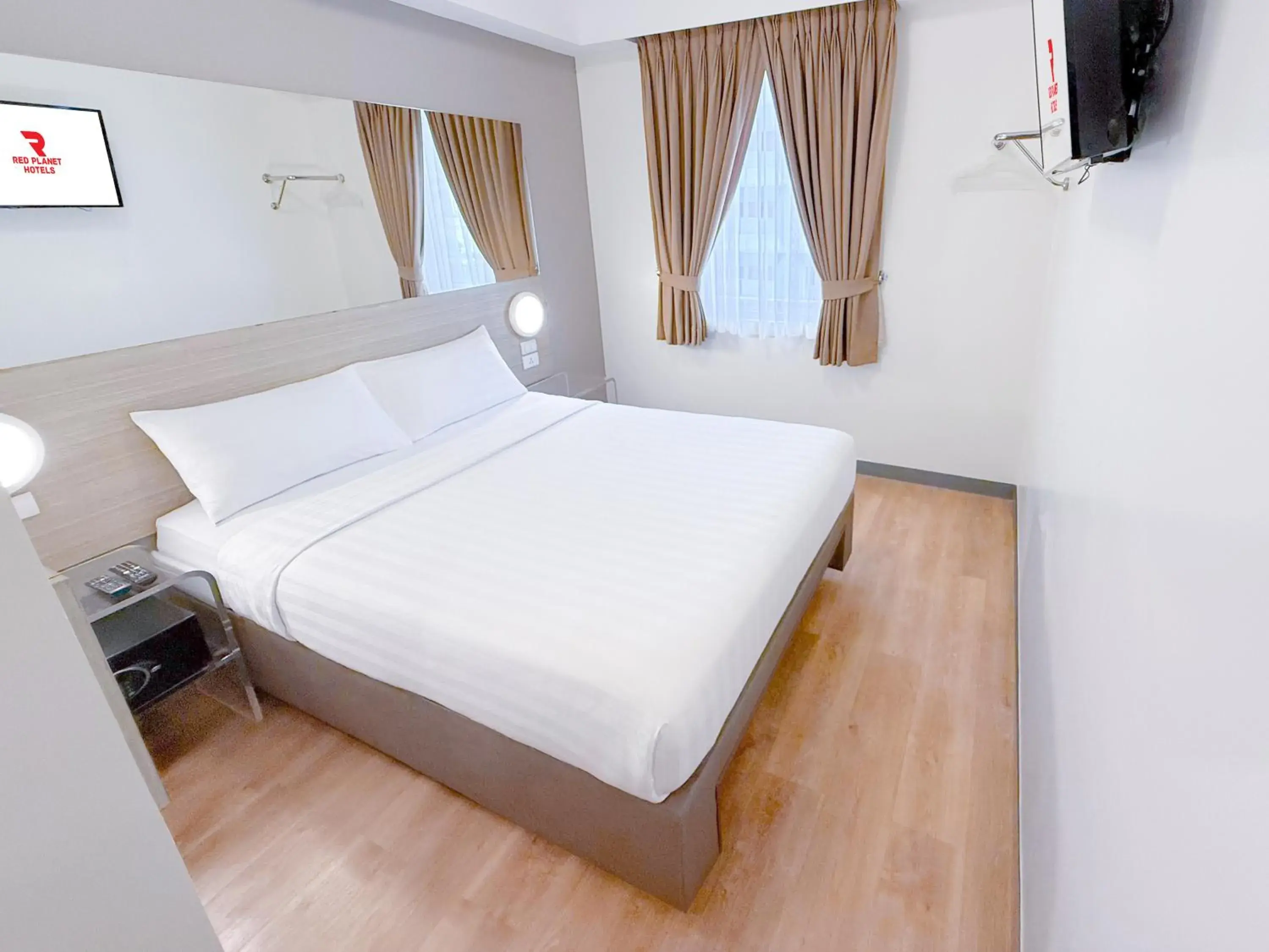 Double Room in Red Planet Davao Double Room in Red Planet Davao