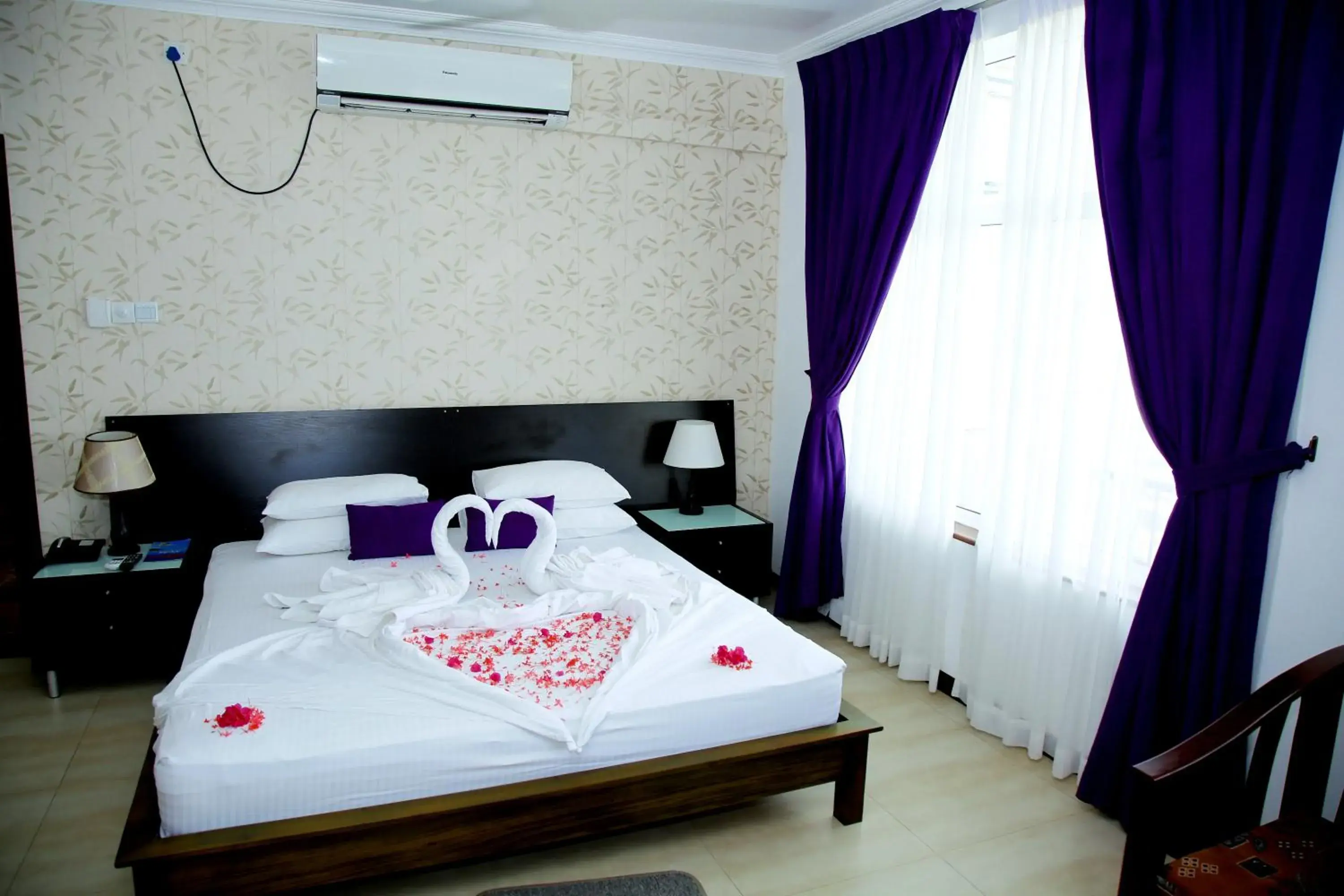 Honeymoon Suite in Hotel East Lagoon Honeymoon Suite in Hotel East Lagoon