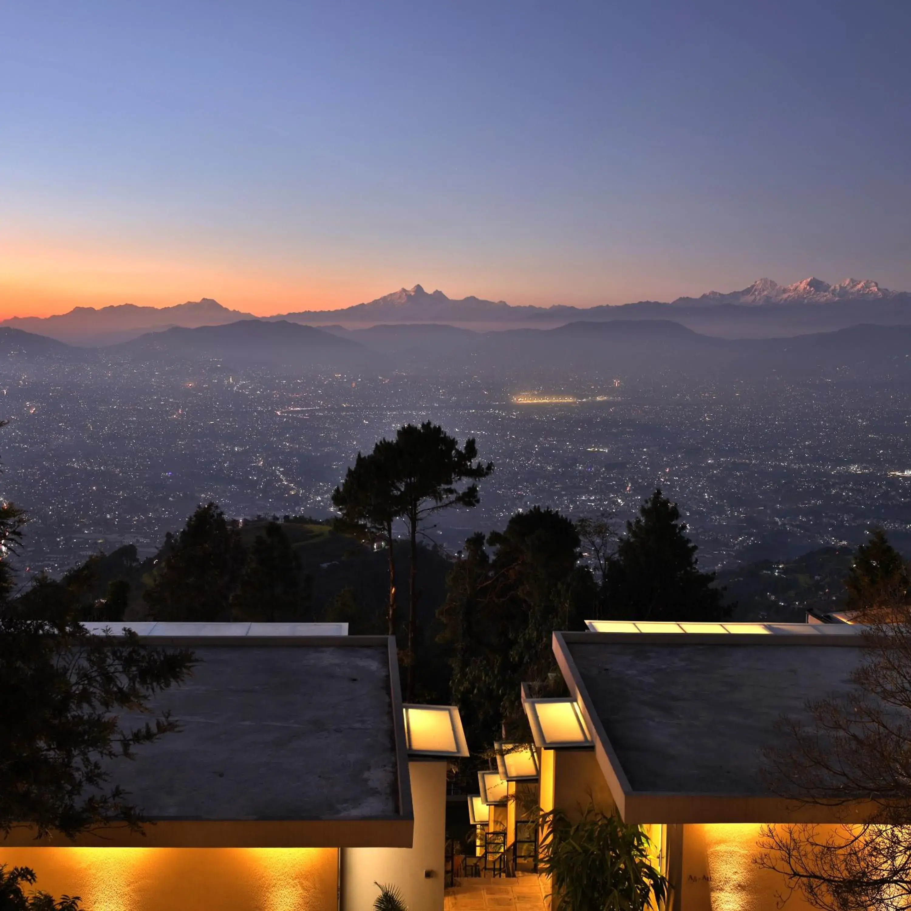 Superior King Suite with Private Balcony in The Terraces Resort and Spa Superior King Suite with Private Balcony in The Terraces Resort and Spa