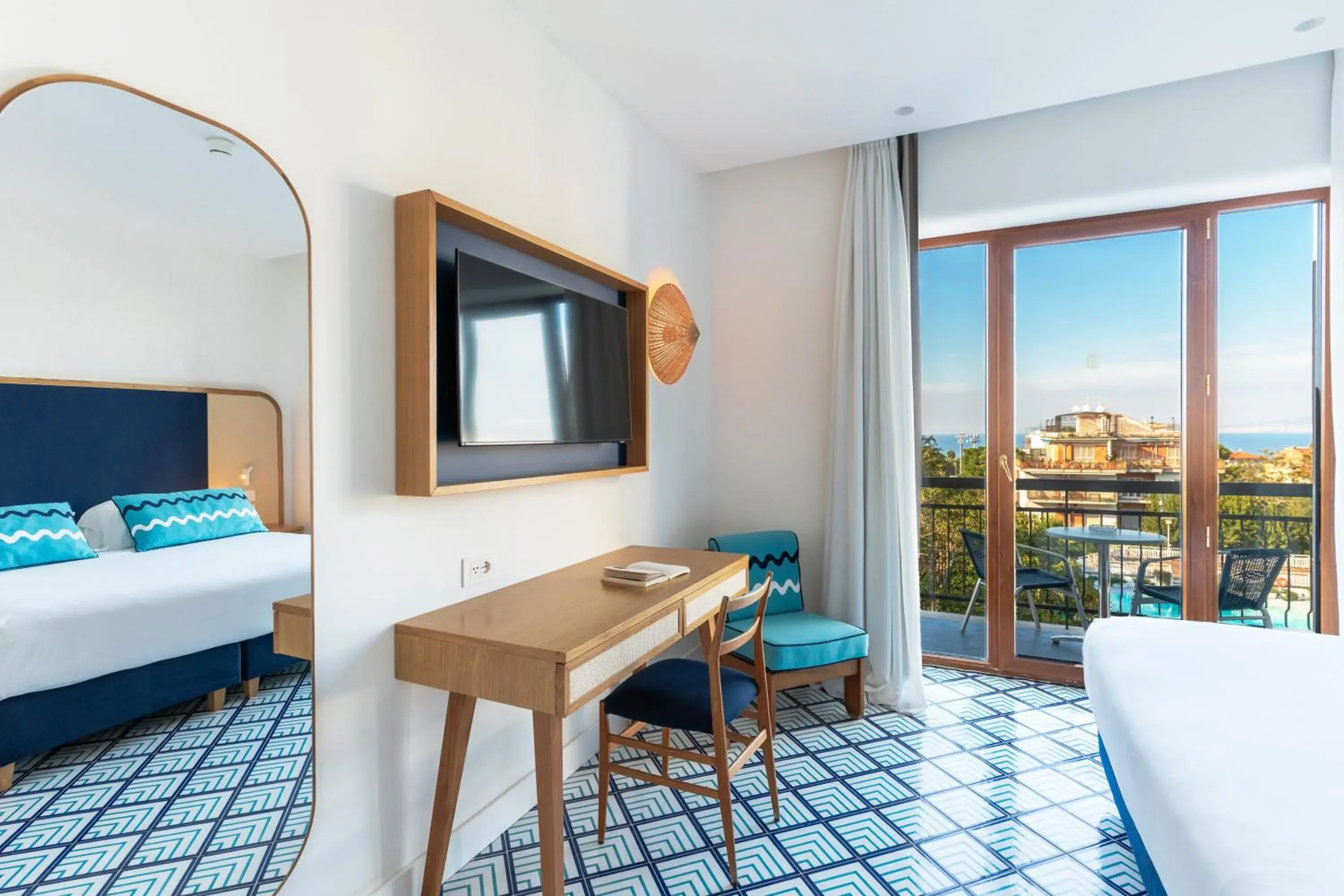 Superior Double or Twin Room with Balcony - single occupancy in Grand Hotel Flora Superior Double or Twin Room with Balcony - single occupancy in Grand Hotel Flora