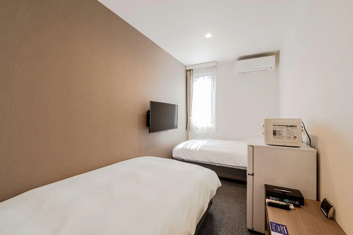Standard Twin Room - single occupancy in HOTEL R9 The Yard Isa Standard Twin Room - single occupancy in HOTEL R9 The Yard Isa