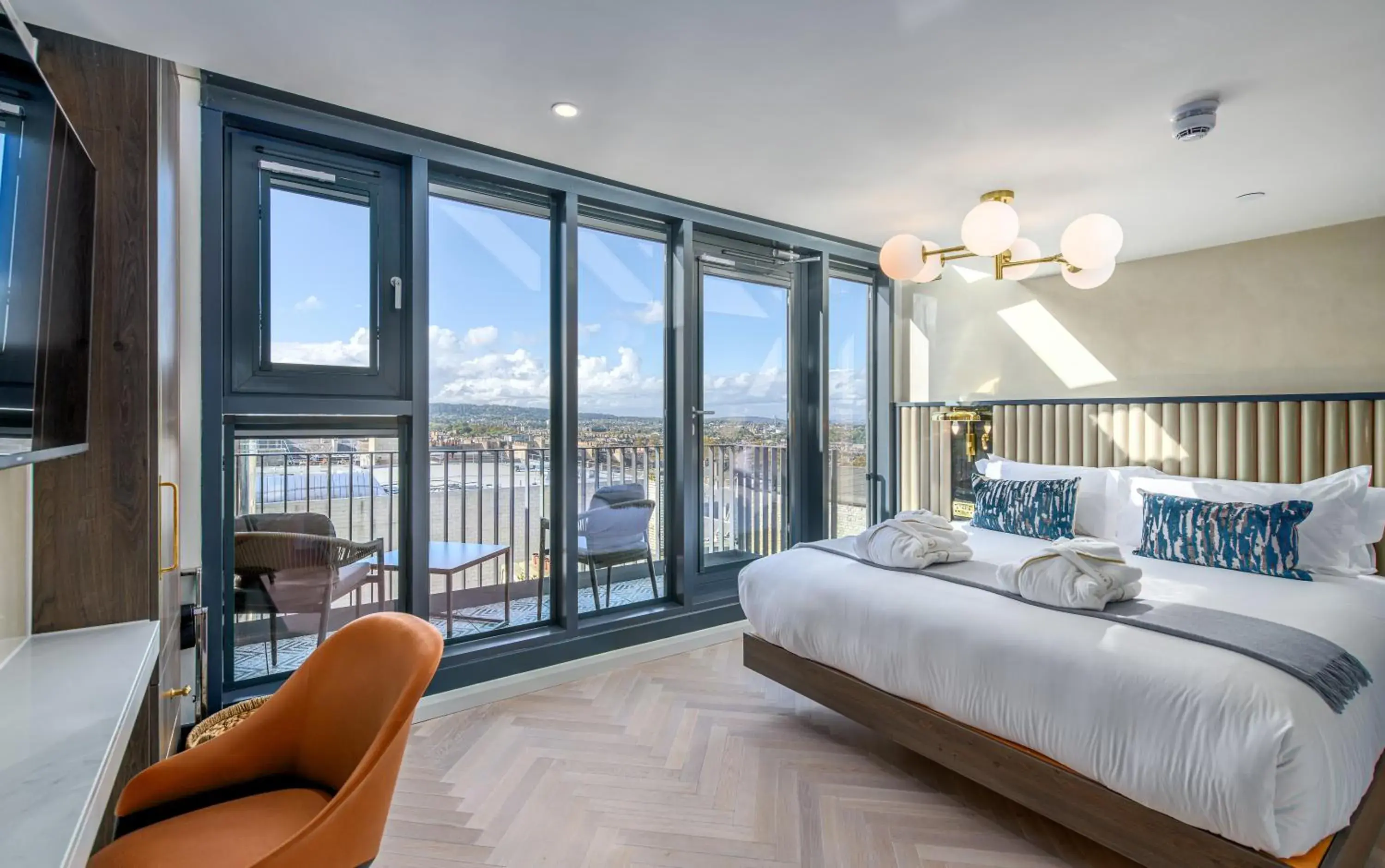 Superior Suite in RÌGH Residences - George Street Superior Suite in RÌGH Residences - George Street