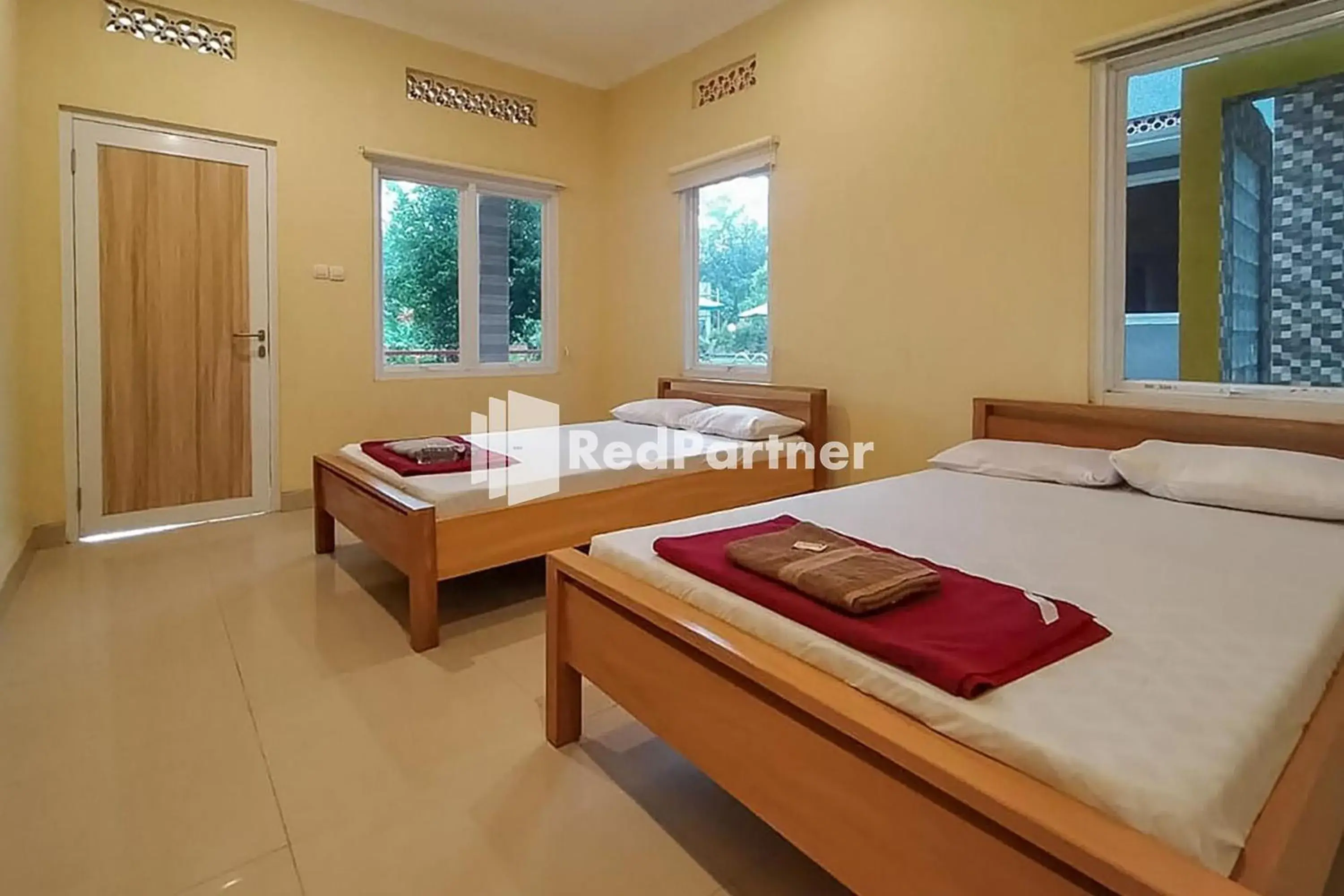 Batu Homestay Puncak Mitra RedDoorz Batu Homestay Puncak Mitra RedDoorz