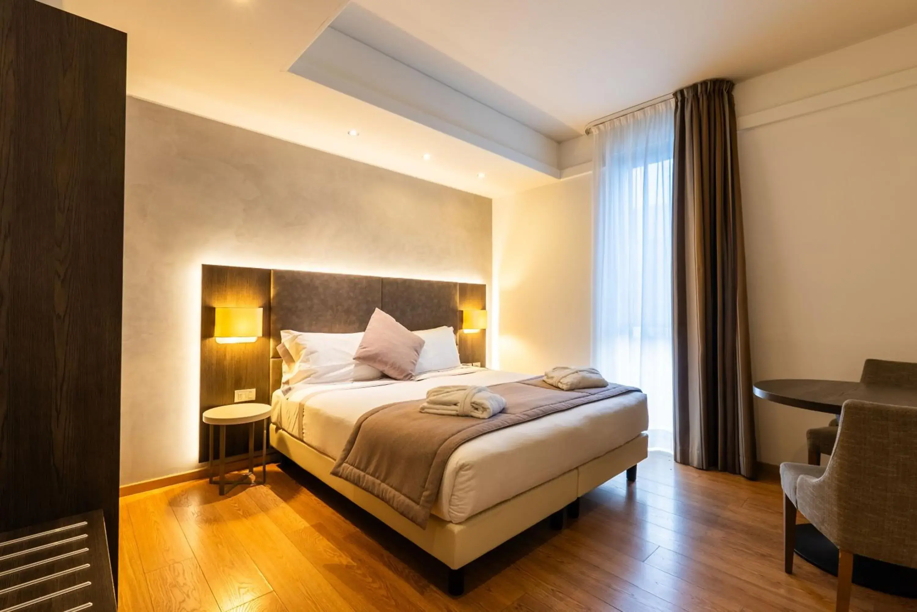 Suite in Hotel Como Suite in Hotel Como