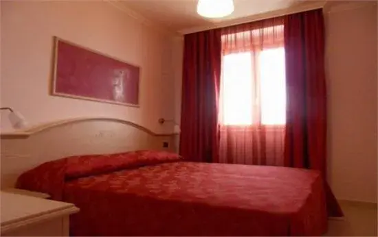 Double or Twin Room - single occupancy in Hotel Belvedere Double or Twin Room - single occupancy in Hotel Belvedere