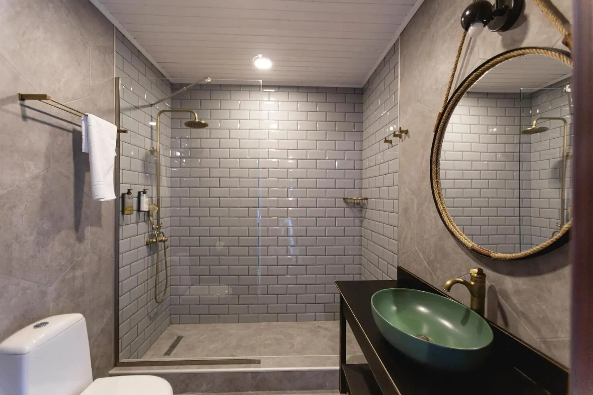 Standard Family Room in Hotel Roshe Gudauri Standard Family Room in Hotel Roshe Gudauri