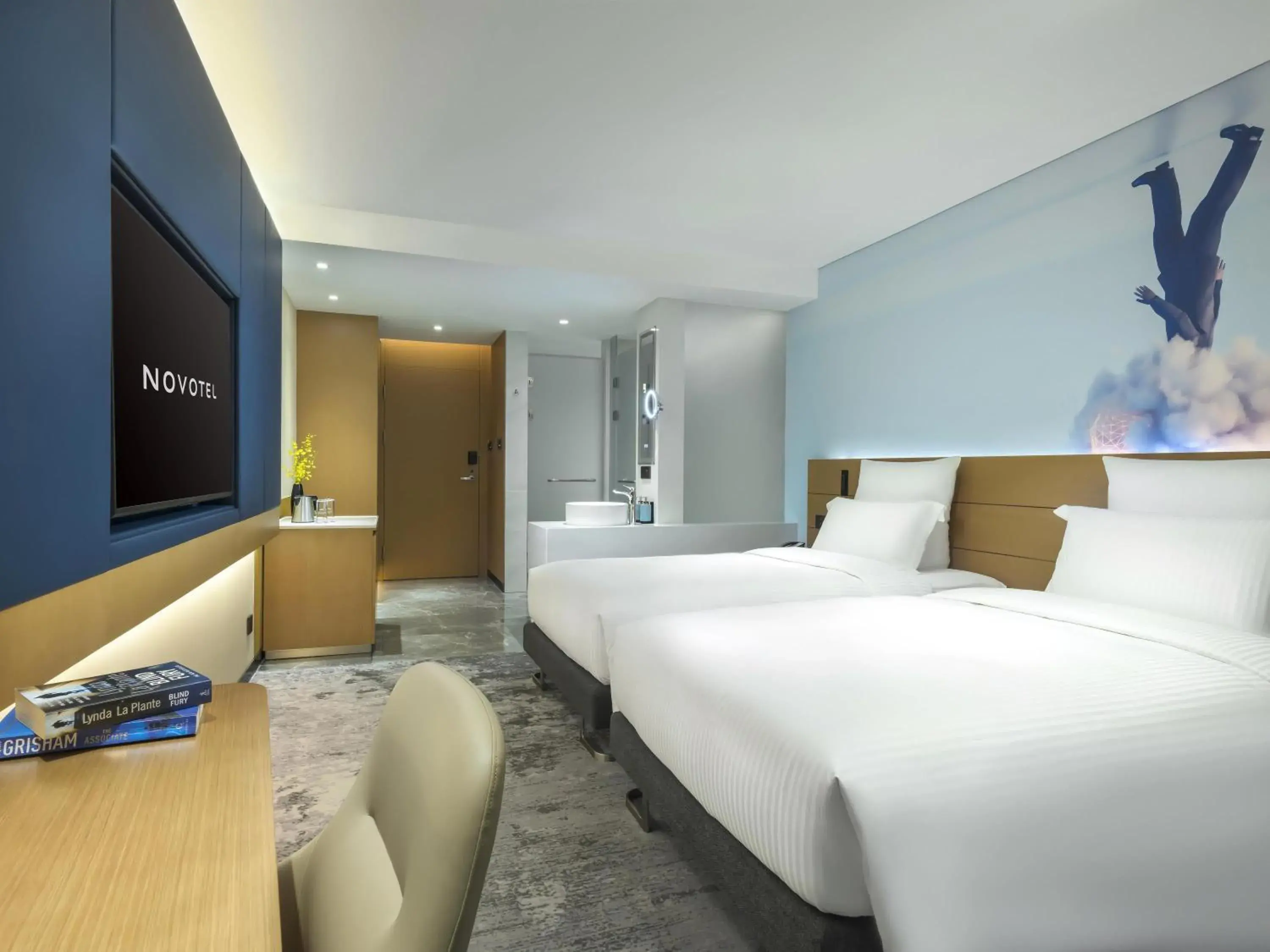 Superior Twin Room in Novotel Guangzhou Baiyun Airport - Canton Fair Free Shuttle Bus & Official Registration Agency Superior Twin Room in Novotel Guangzhou Baiyun Airport - Canton Fair Free Shuttle Bus & Official Registration Agency
