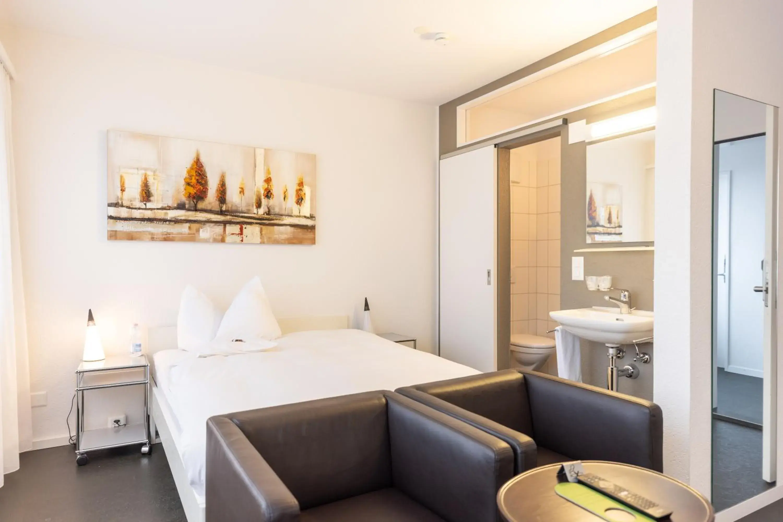 Superior Single Room - single occupancy in Hotel Bären Niederscherli Superior Single Room - single occupancy in Hotel Bären Niederscherli