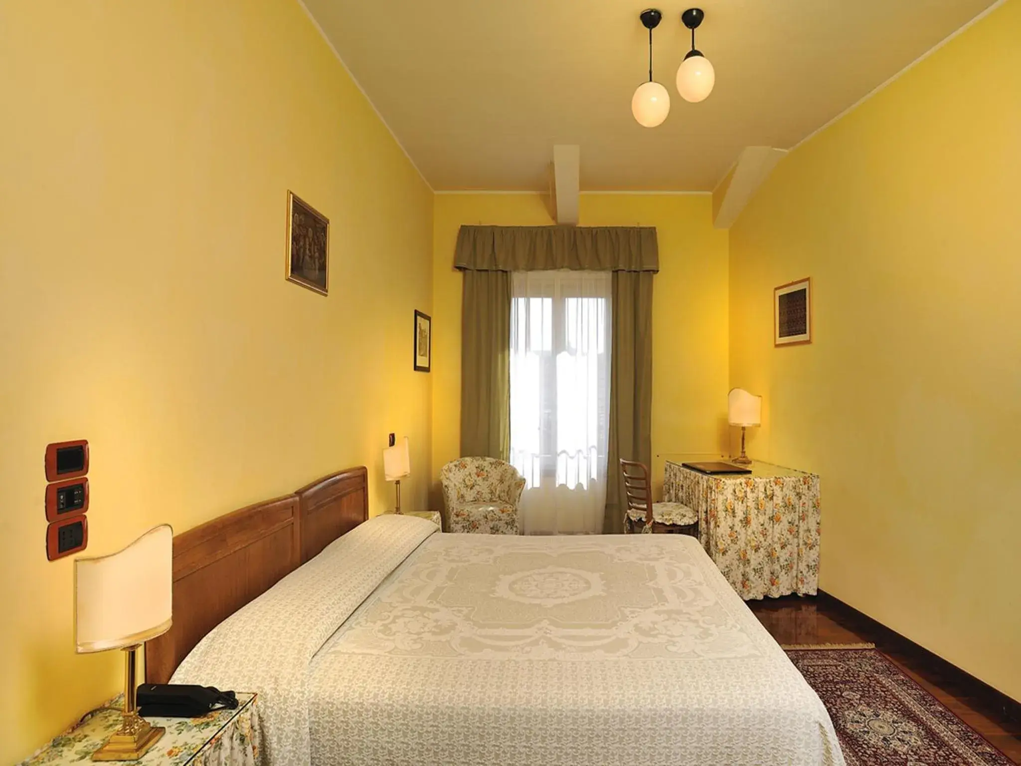 Business Single Room in Albergo San Domenico Business Single Room in Albergo San Domenico