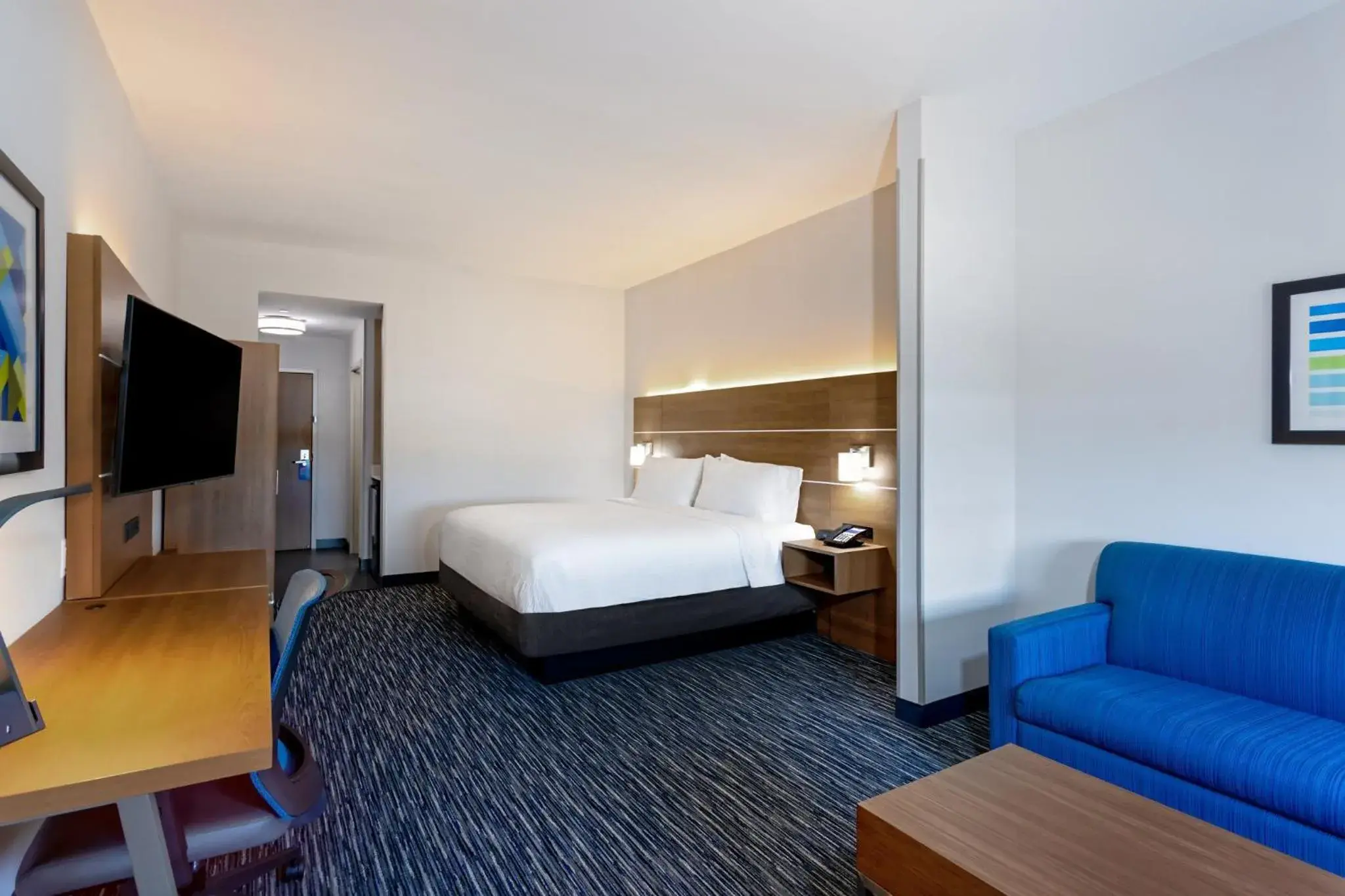 King Suite - Communications Accessible in Holiday Inn Express & Suites - Miramar by IHG King Suite - Communications Accessible in Holiday Inn Express & Suites - Miramar by IHG