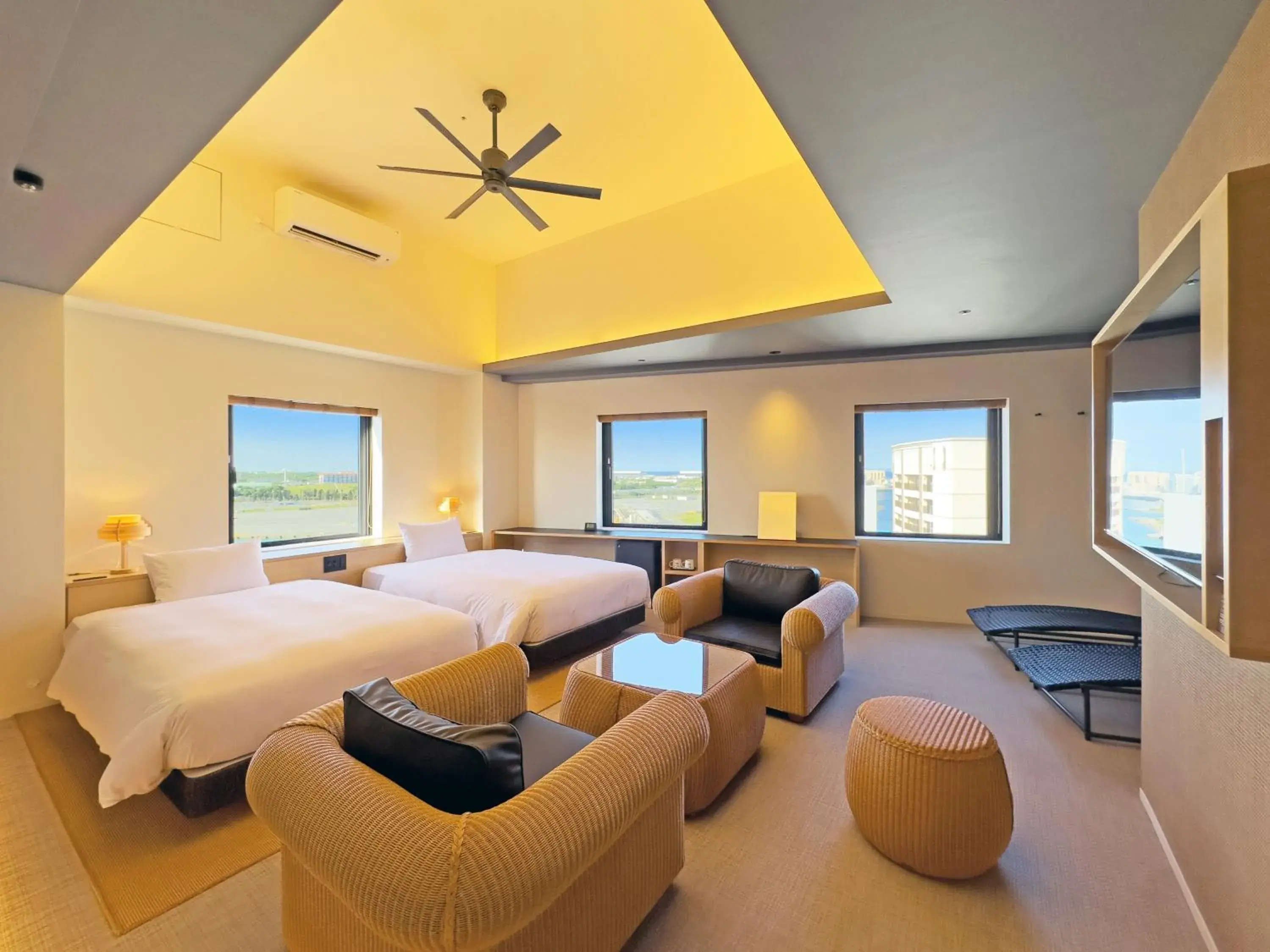 Twin Room with Private Bathroom in hotel androoms Naha Port Twin Room with Private Bathroom in hotel androoms Naha Port