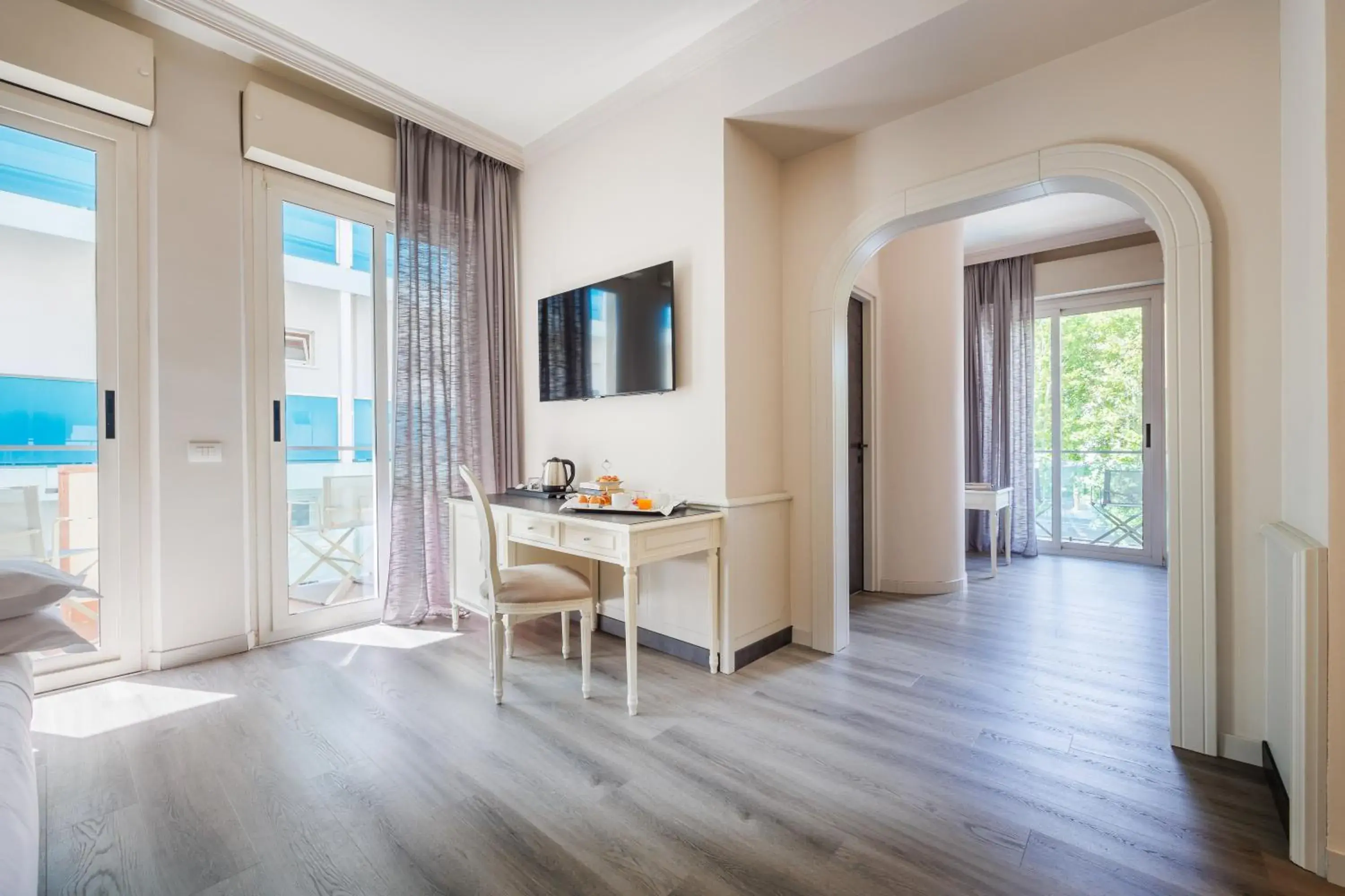 Junior Suite with Balcony in Parco dei Principi Boutique Hotel Junior Suite with Balcony in Parco dei Principi Boutique Hotel